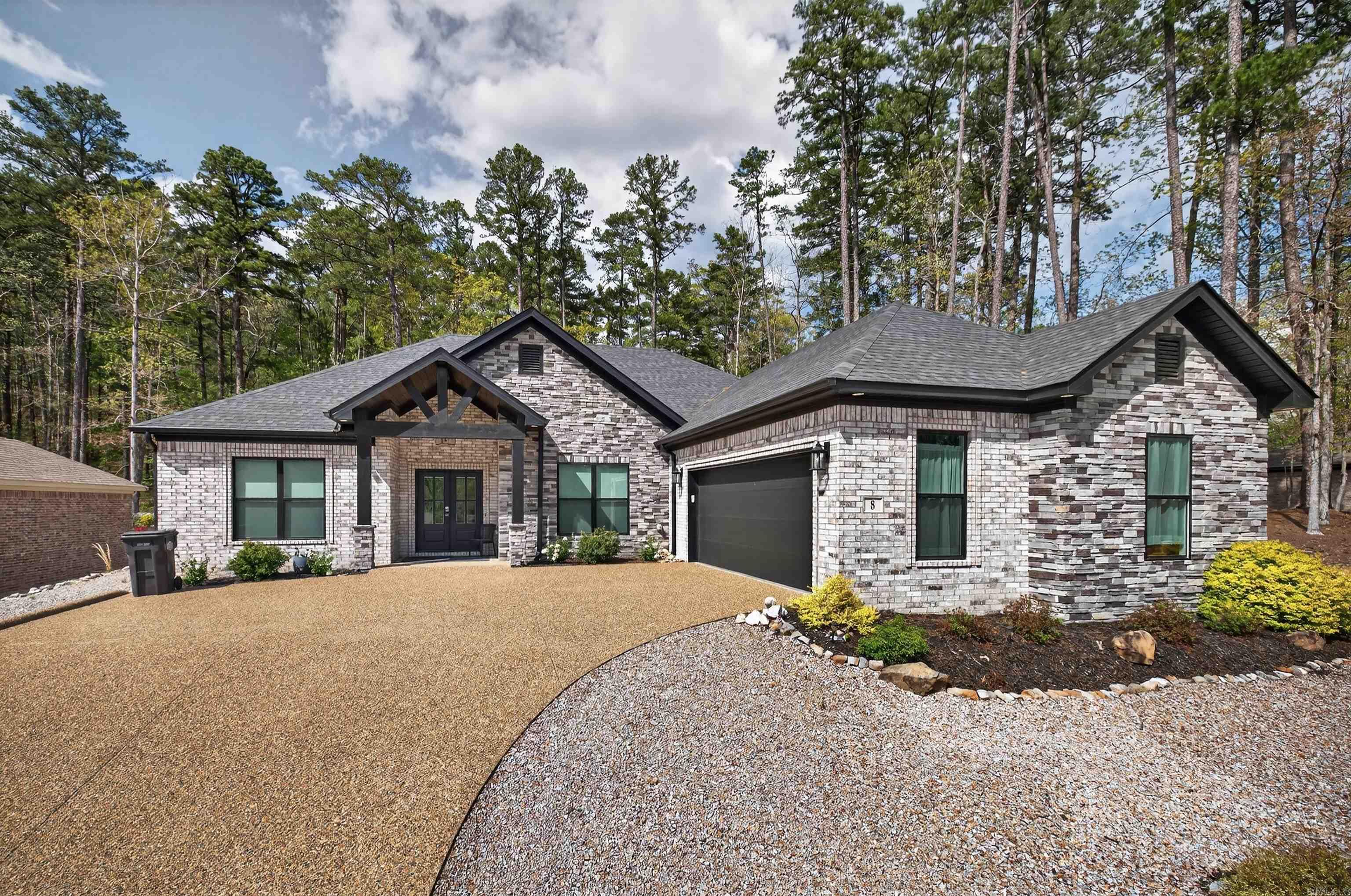 8 Siega  Hot Springs Village, AR