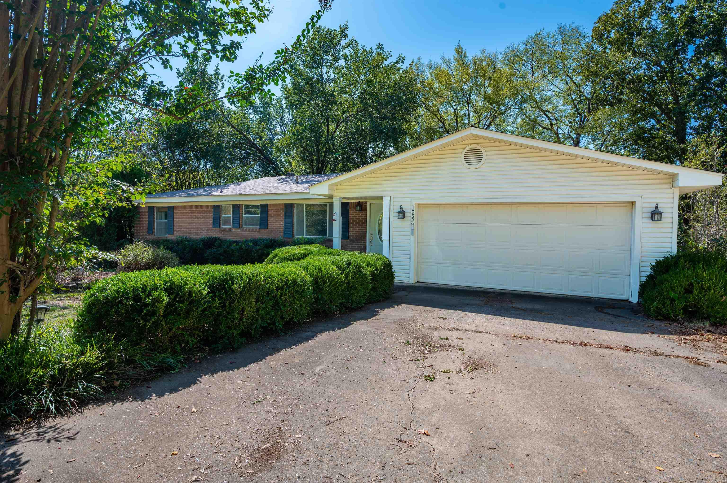 10328 Bamboo Lane — exterior