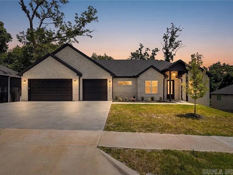 1421  Lee Street  Pea Ridge, AR