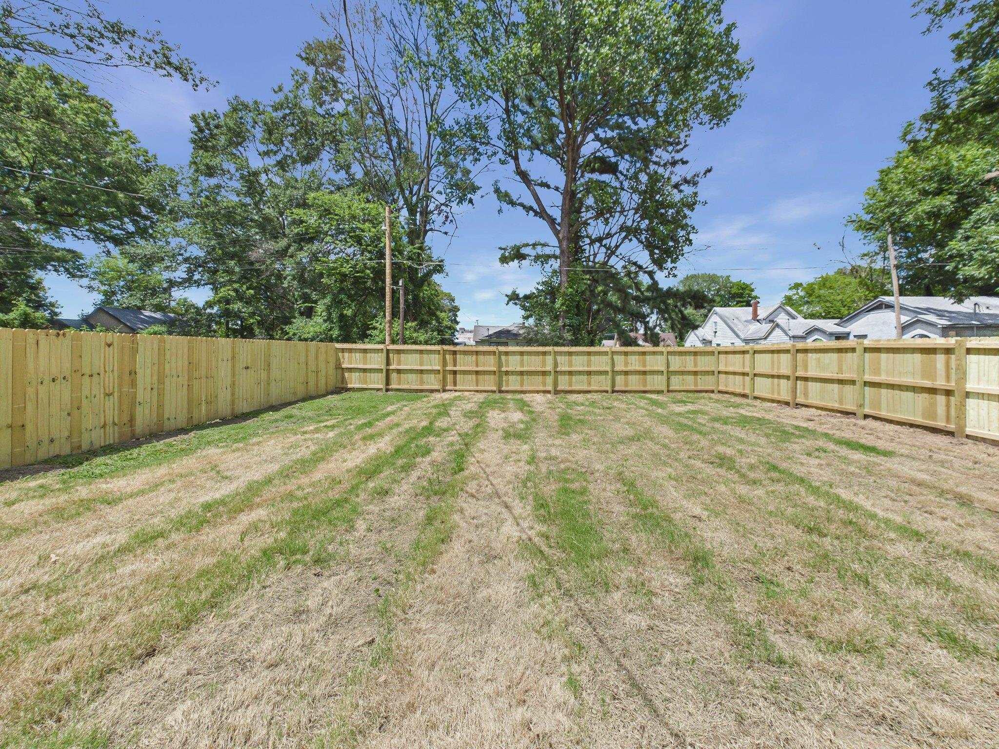 2221 E Washington  North Little Rock, AR