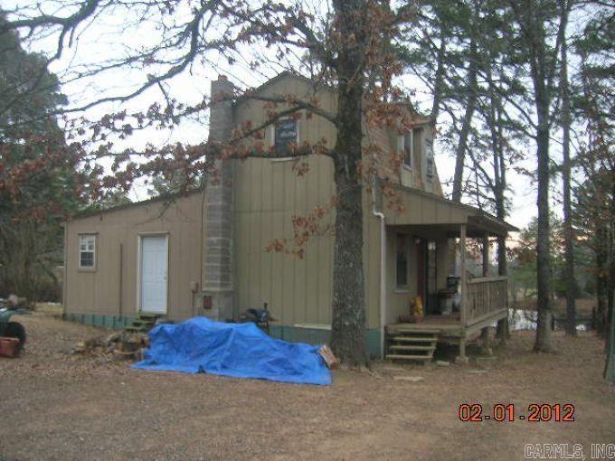 1800 Wesley Chapel Road — exterior