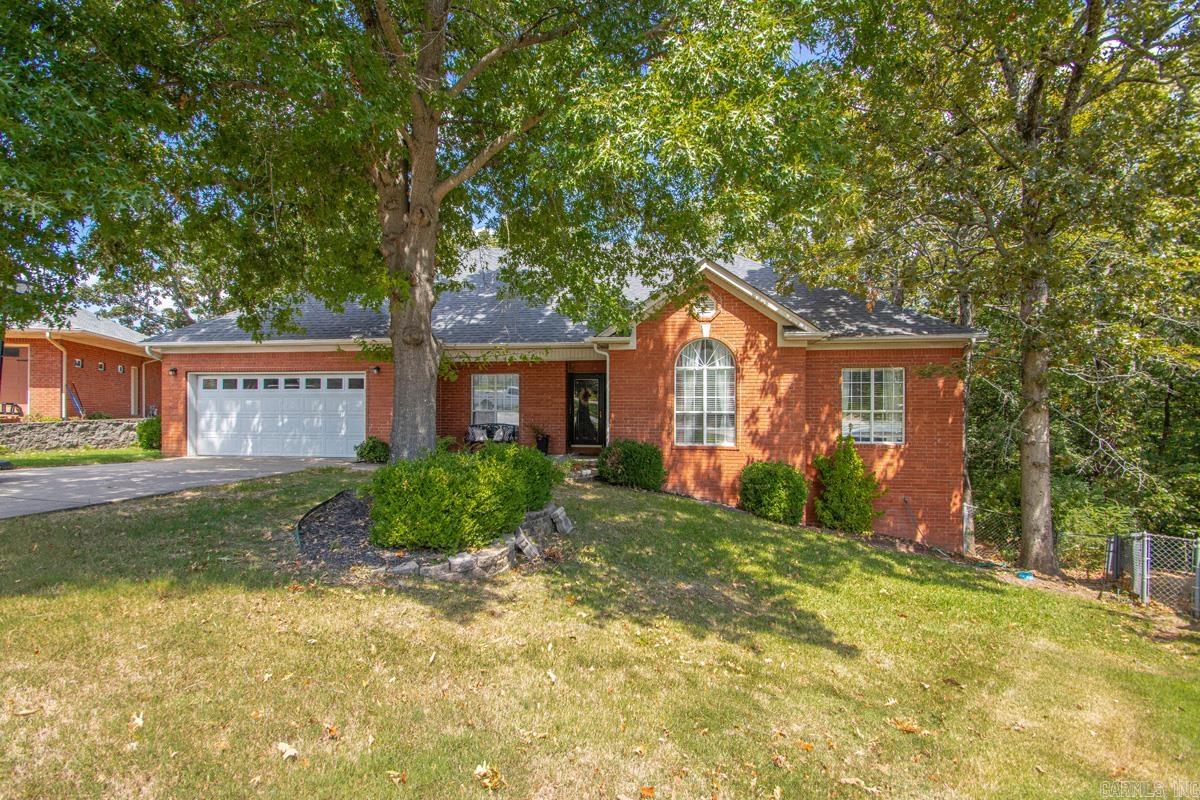 5909 Cypress Creek Drive — exterior