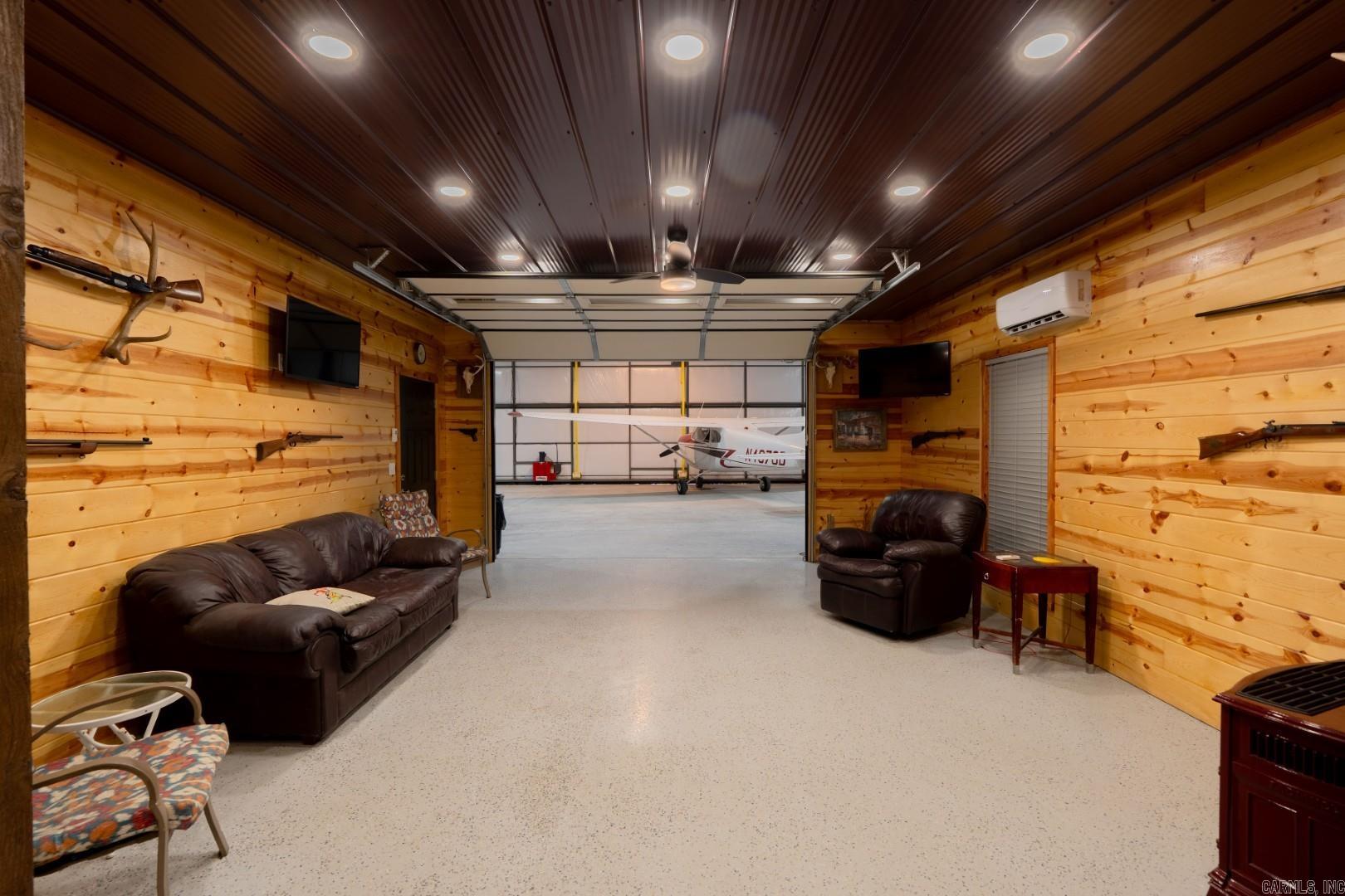 4 Aviation  Quitman, AR