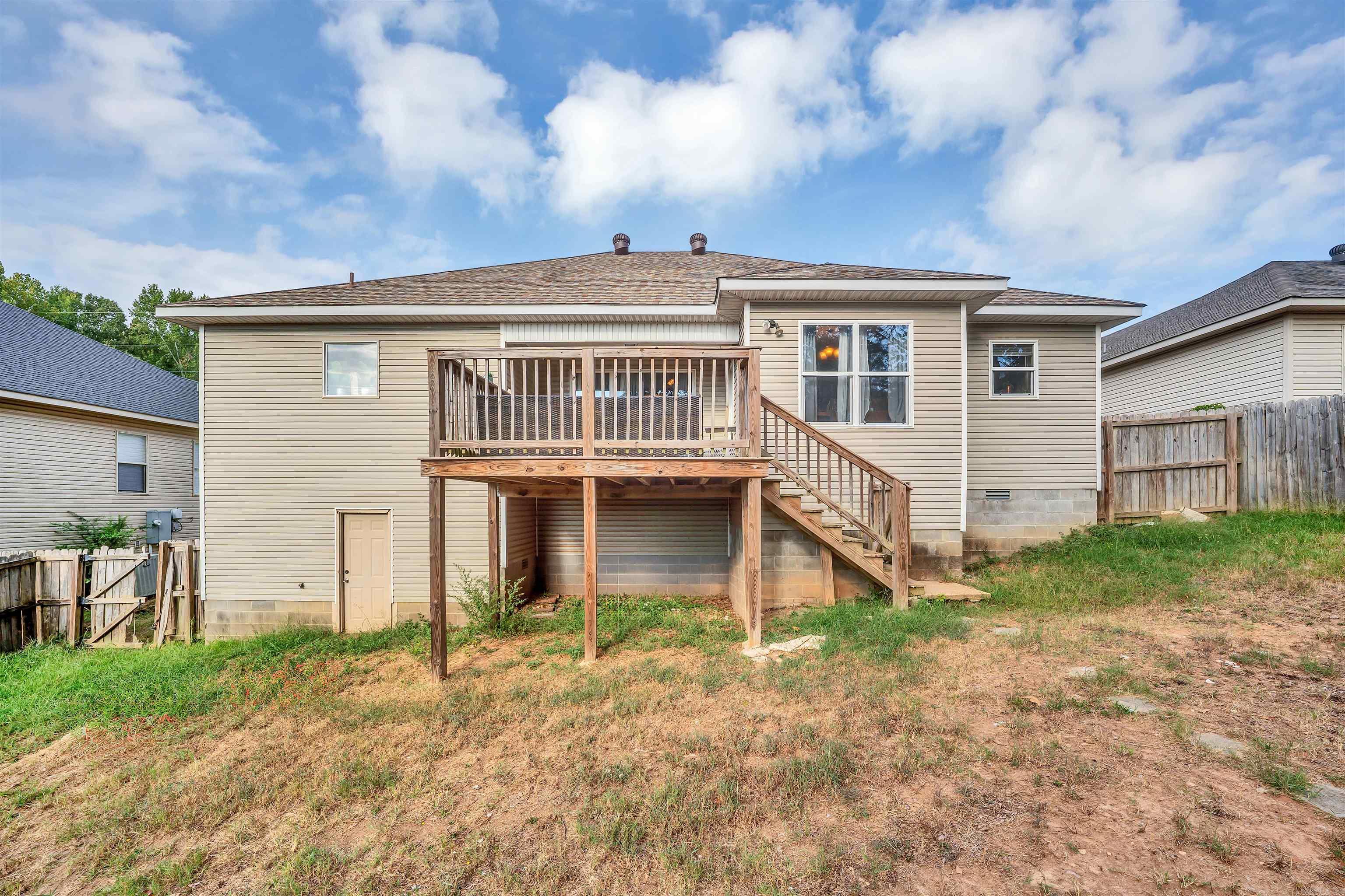 1220 S Chatfield  Benton, AR