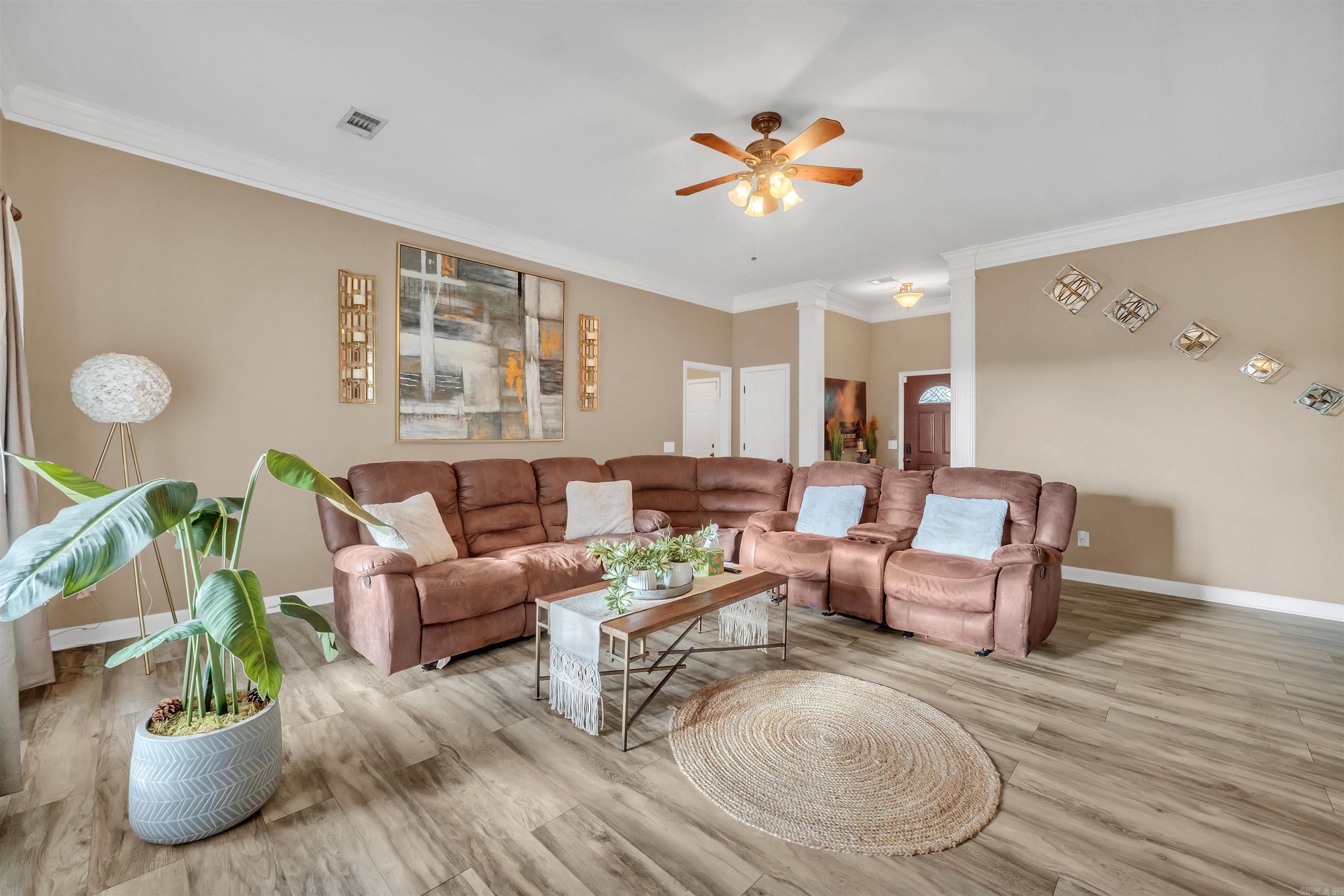 1220 S Chatfield  Benton, AR