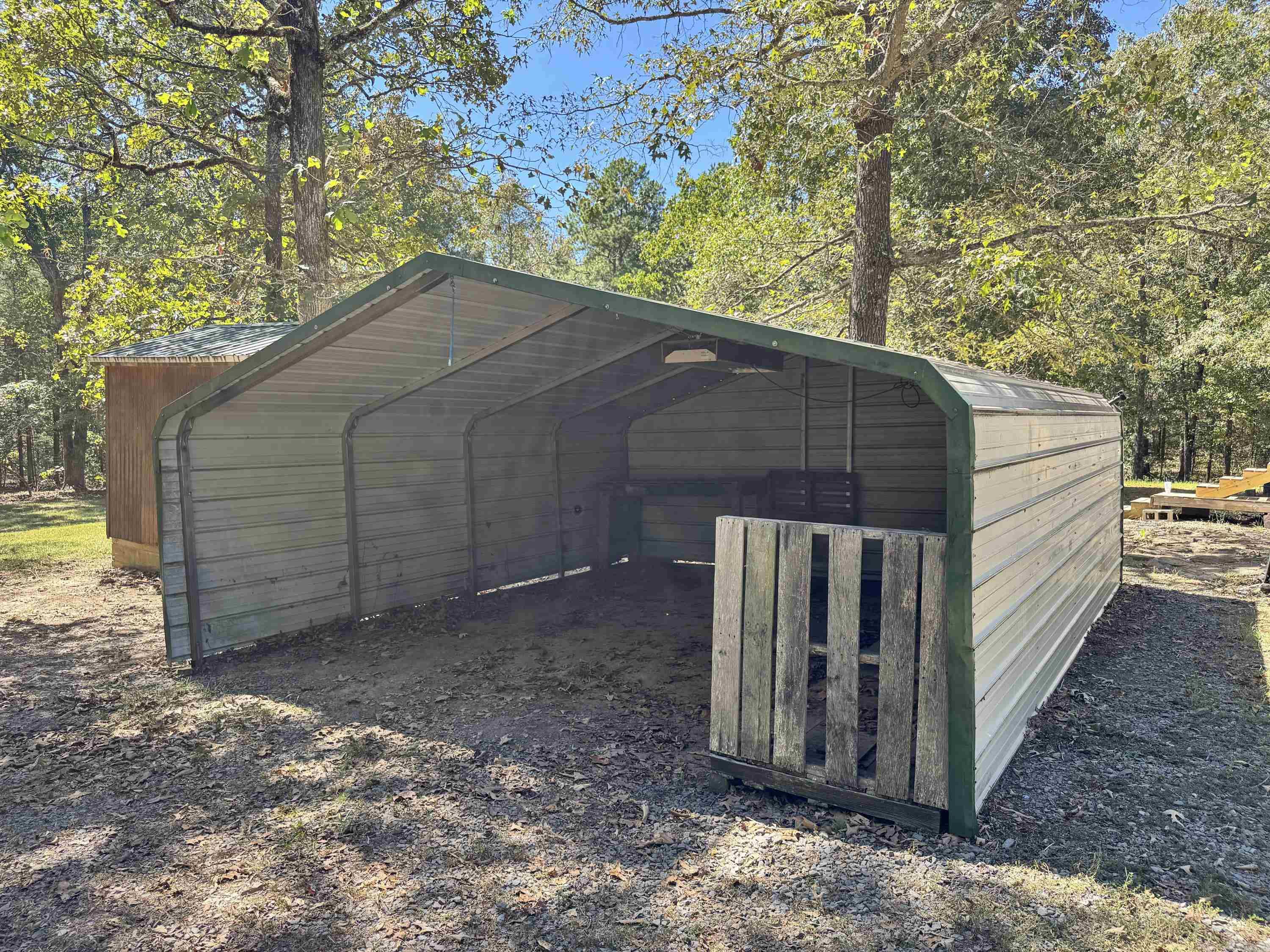 80 Landrum  Quitman, AR