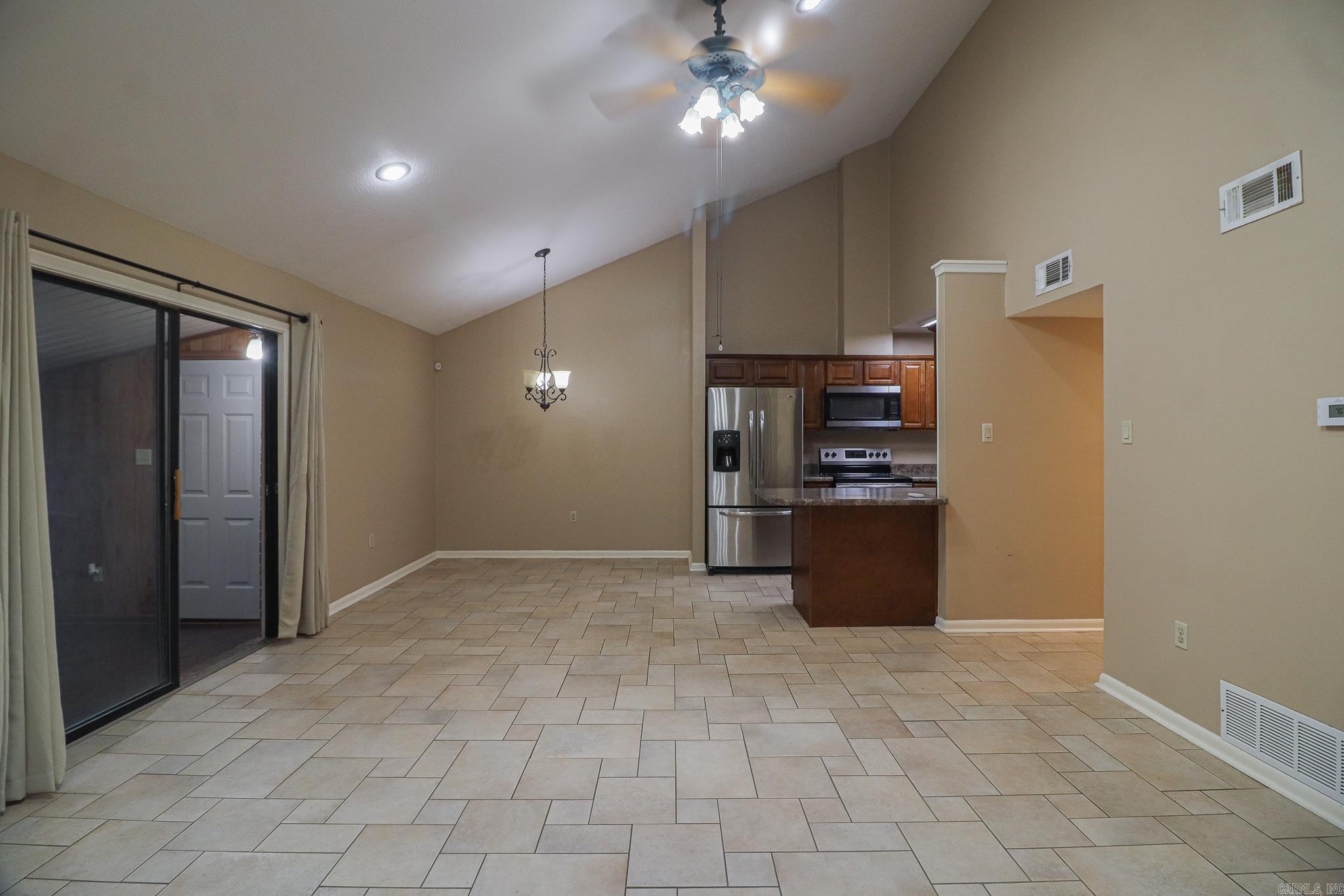 2711 Greenbriar  Jonesboro, AR