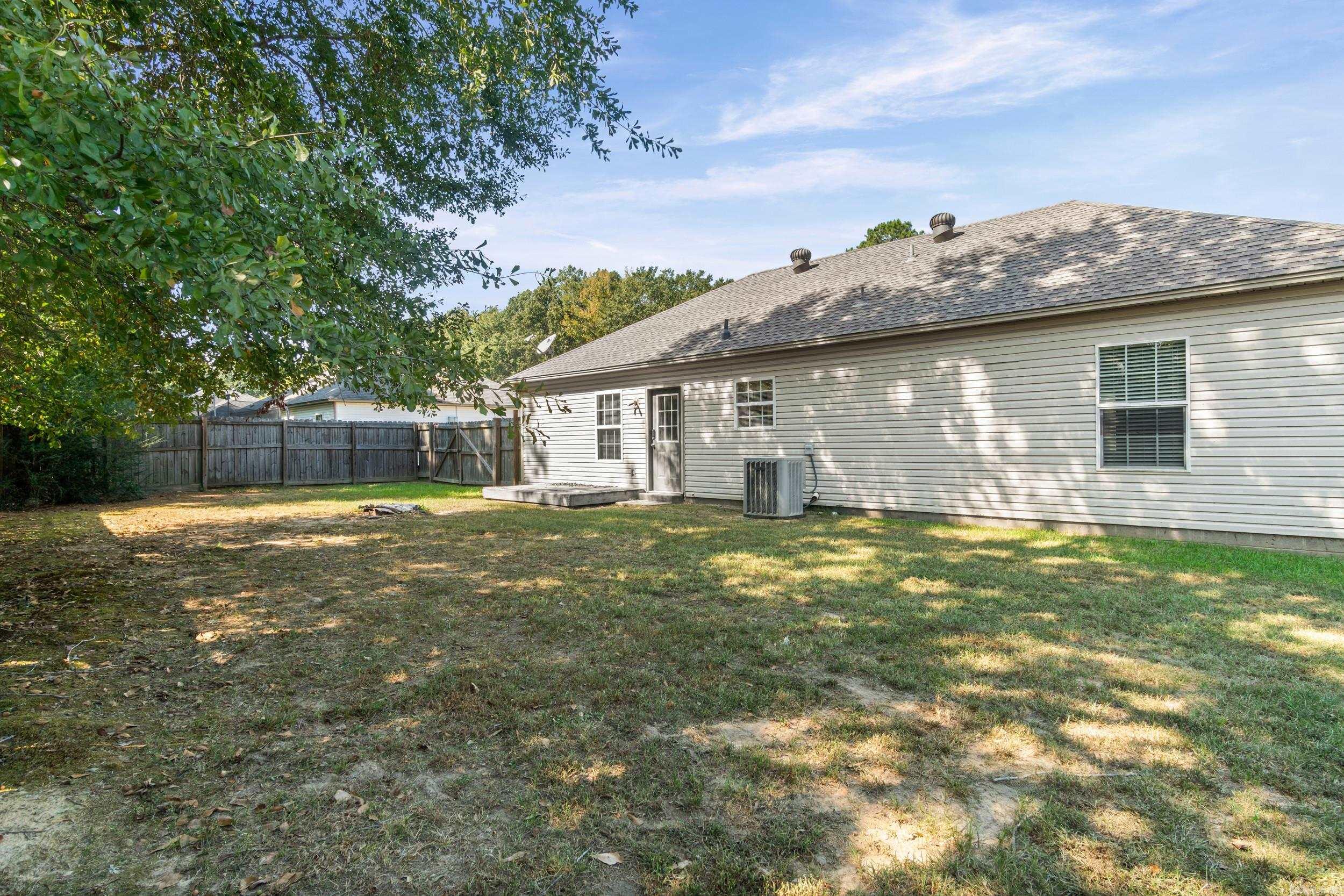 101 Lucy Ln.  Ward, AR