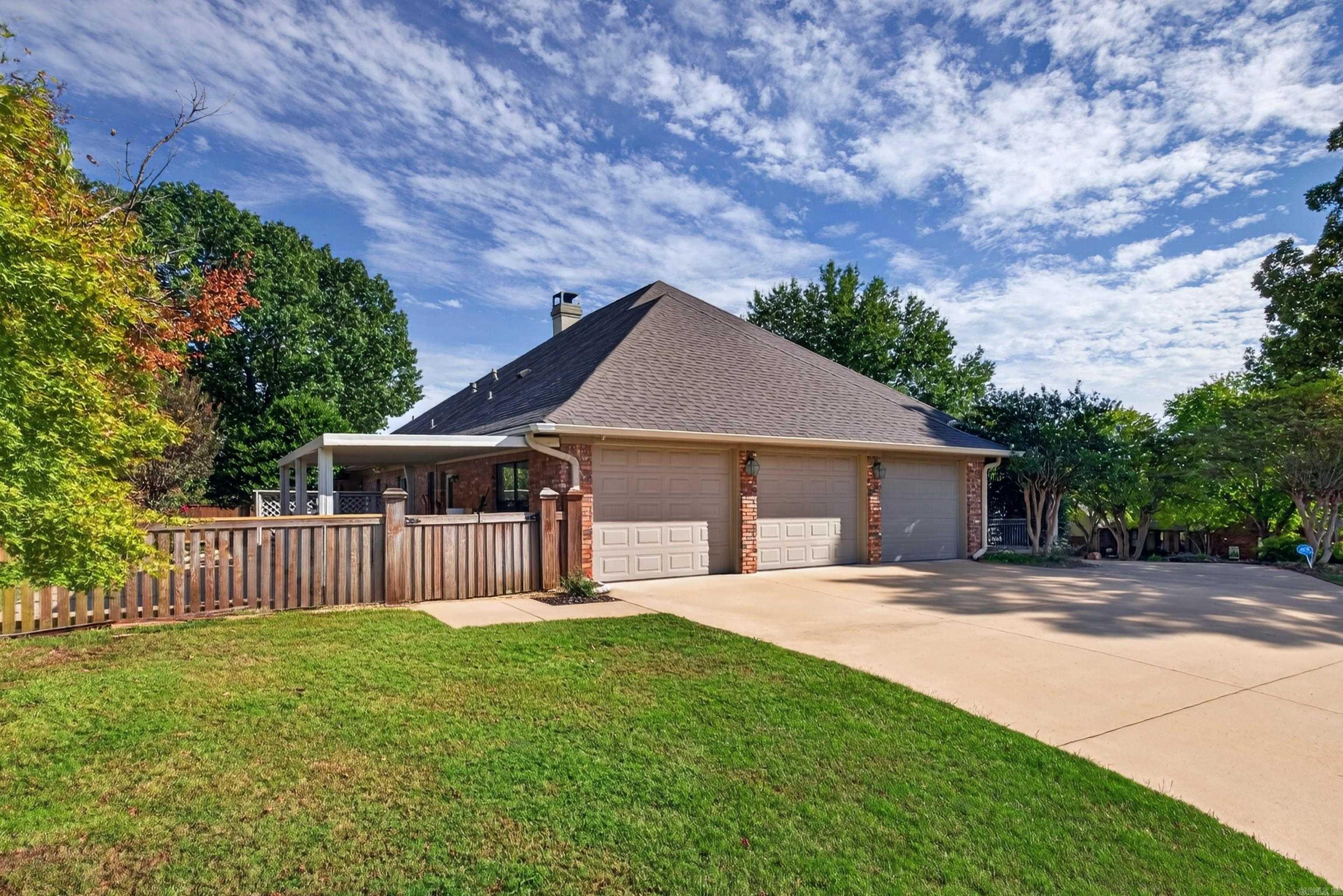 1 Crystal Mountain  Maumelle, AR