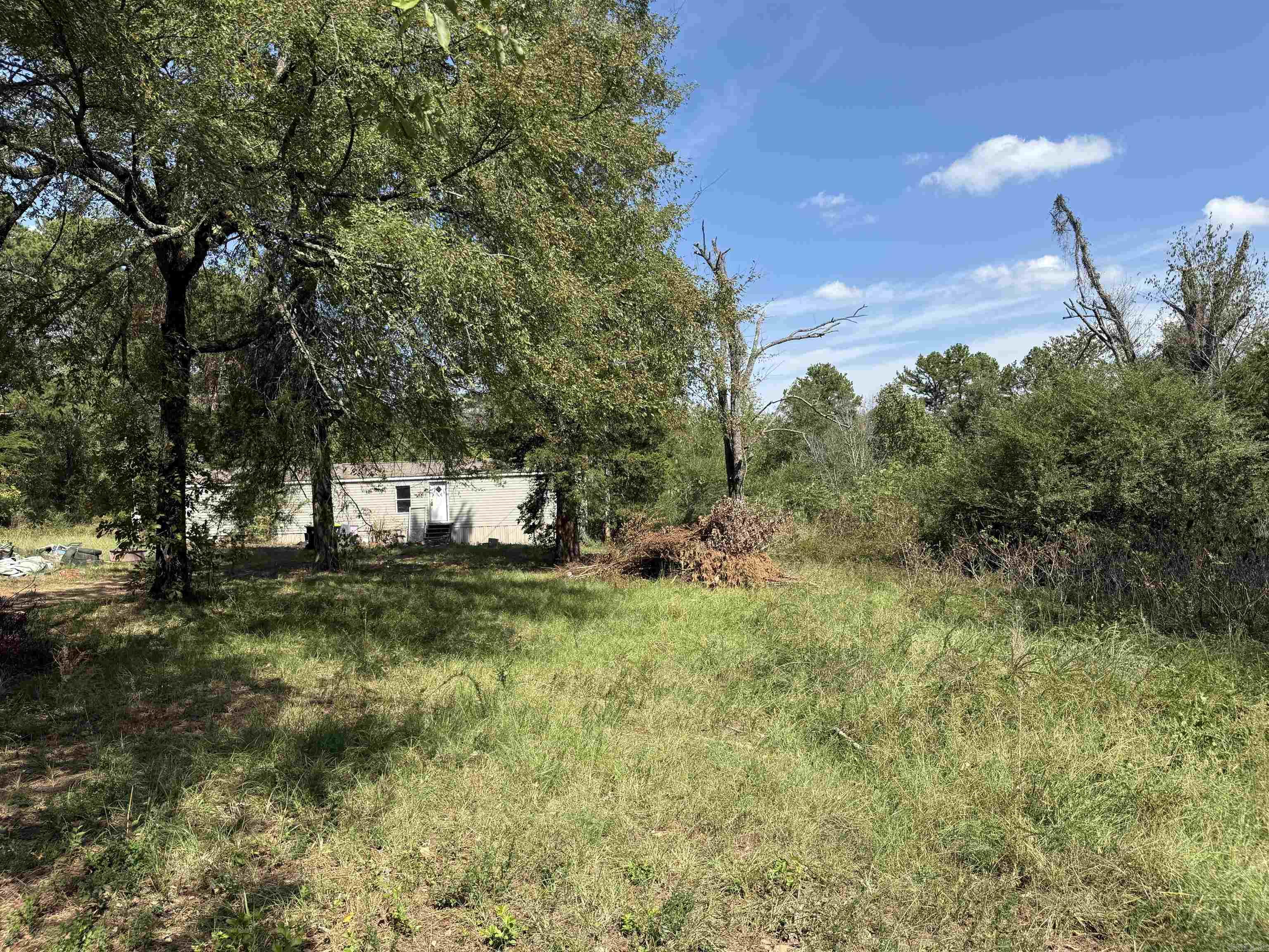 636  Eakins  Russellville, AR