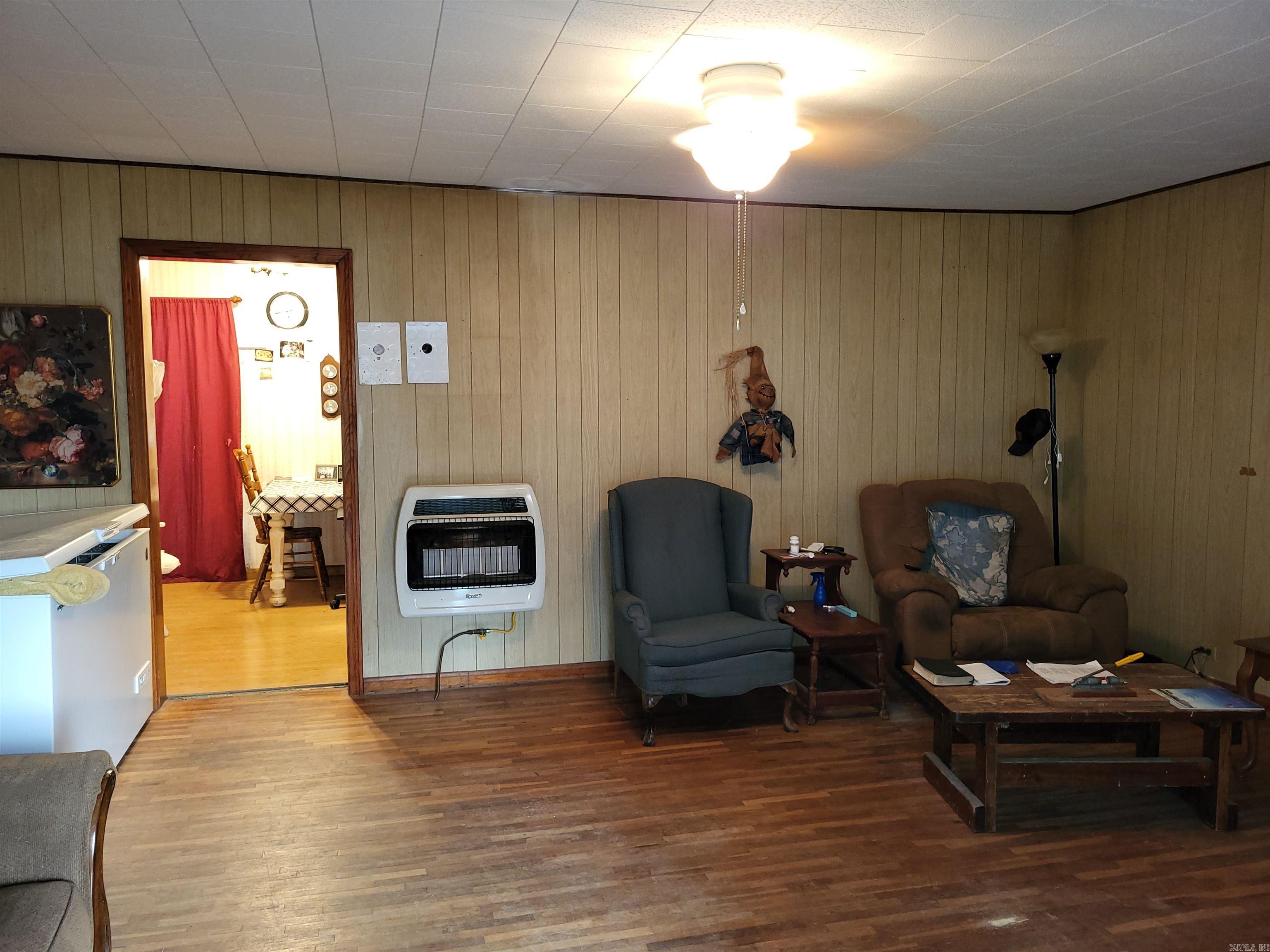 225 S Cagle St  Rector, AR