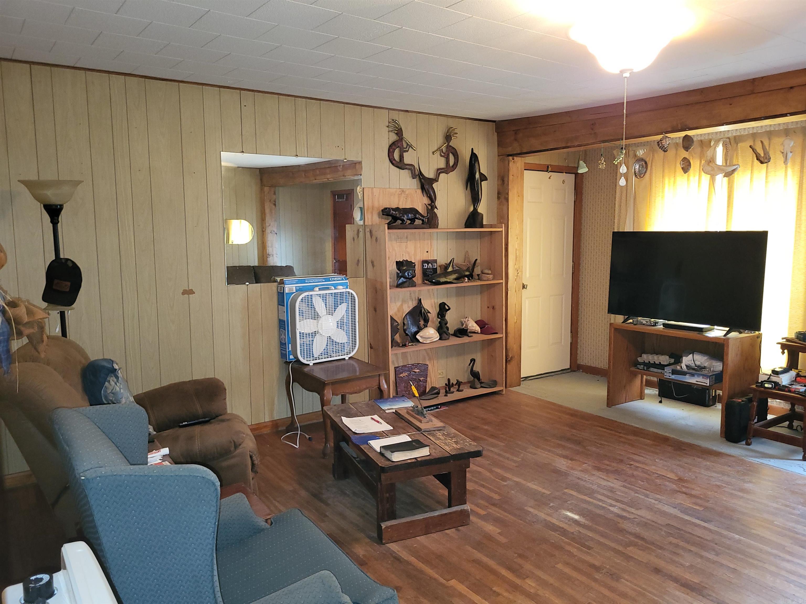 225 S Cagle St  Rector, AR