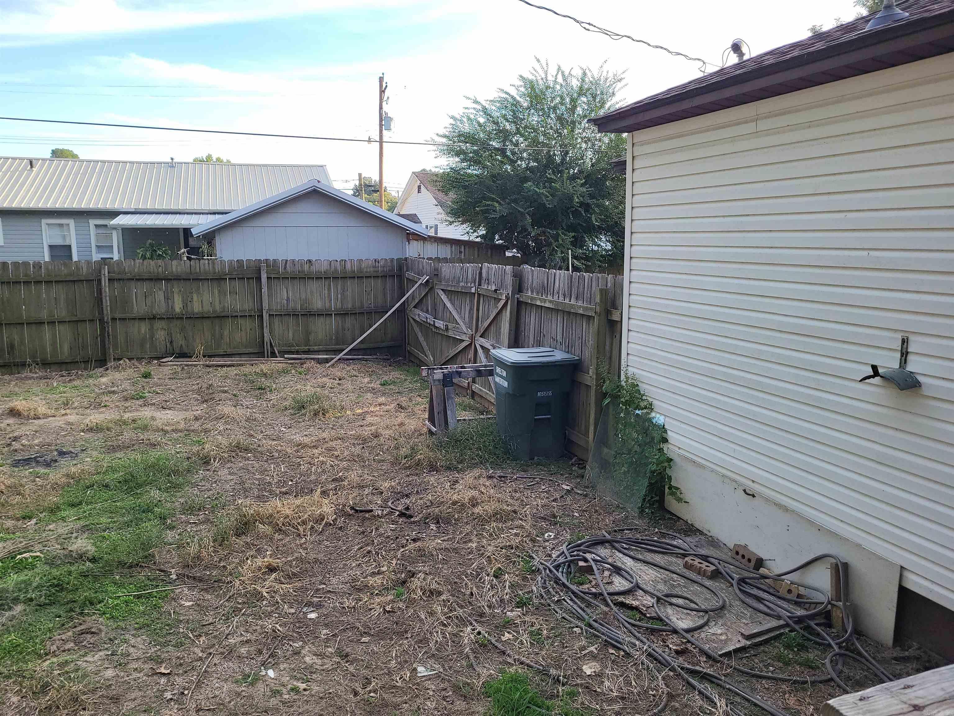 225 S Cagle St  Rector, AR