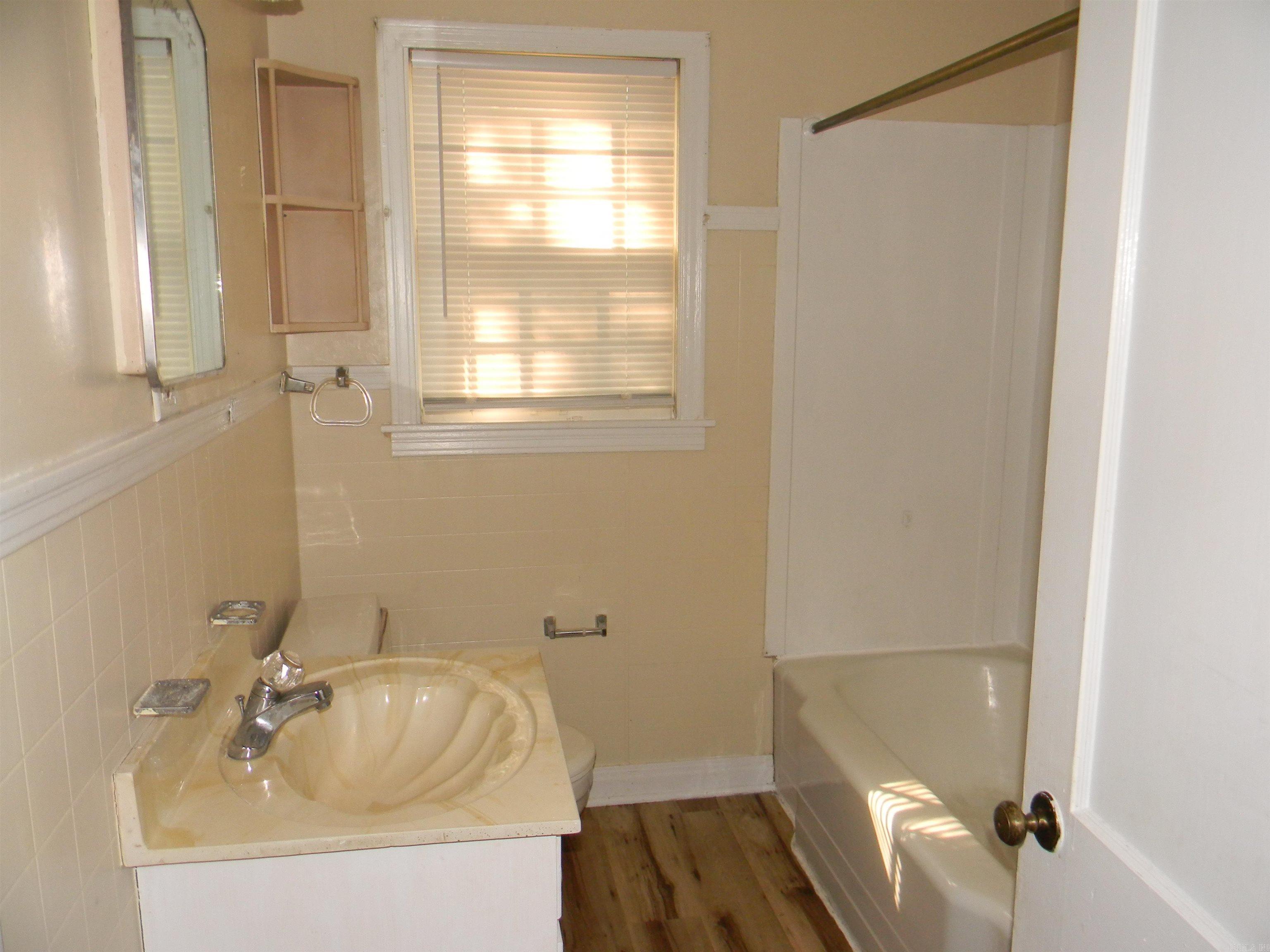 1206 W 30th  Pine Bluff, AR