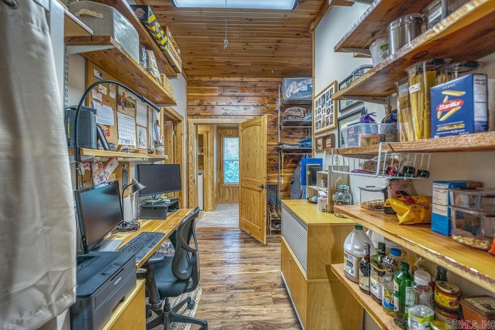 525 Hodge Spring Road Norfork, AR 72658
