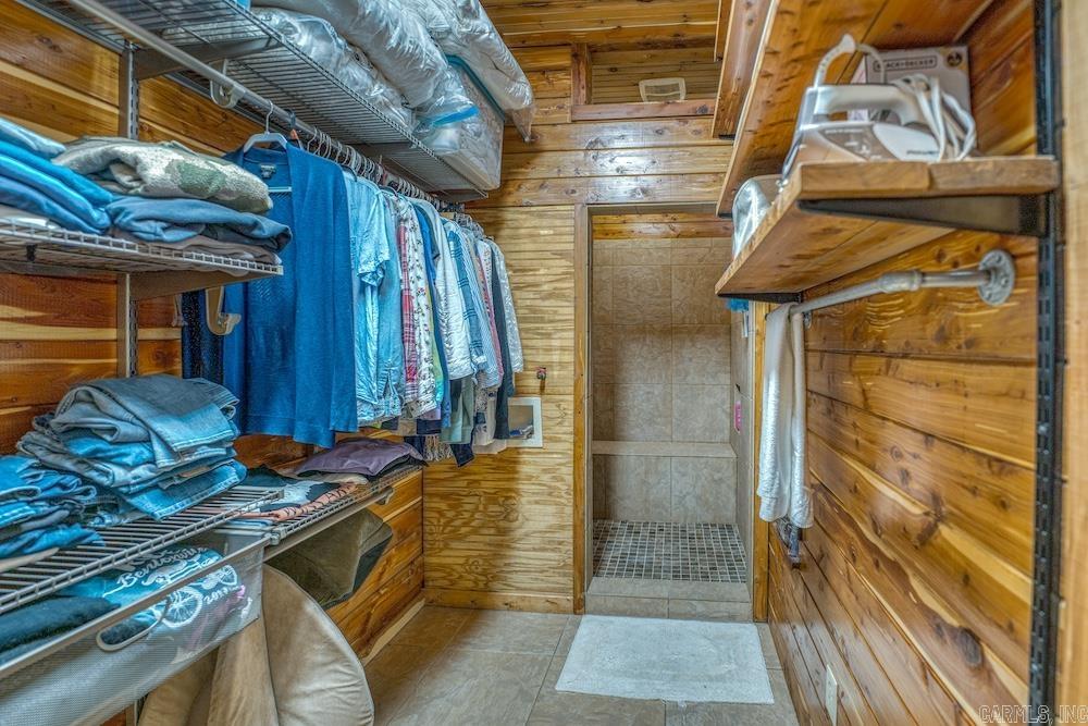 525 Hodge Spring Road Norfork, AR 72658