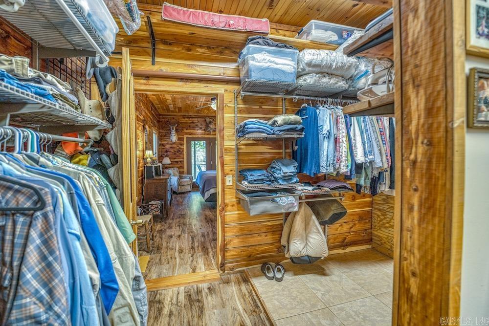 525 Hodge Spring Road Norfork, AR 72658