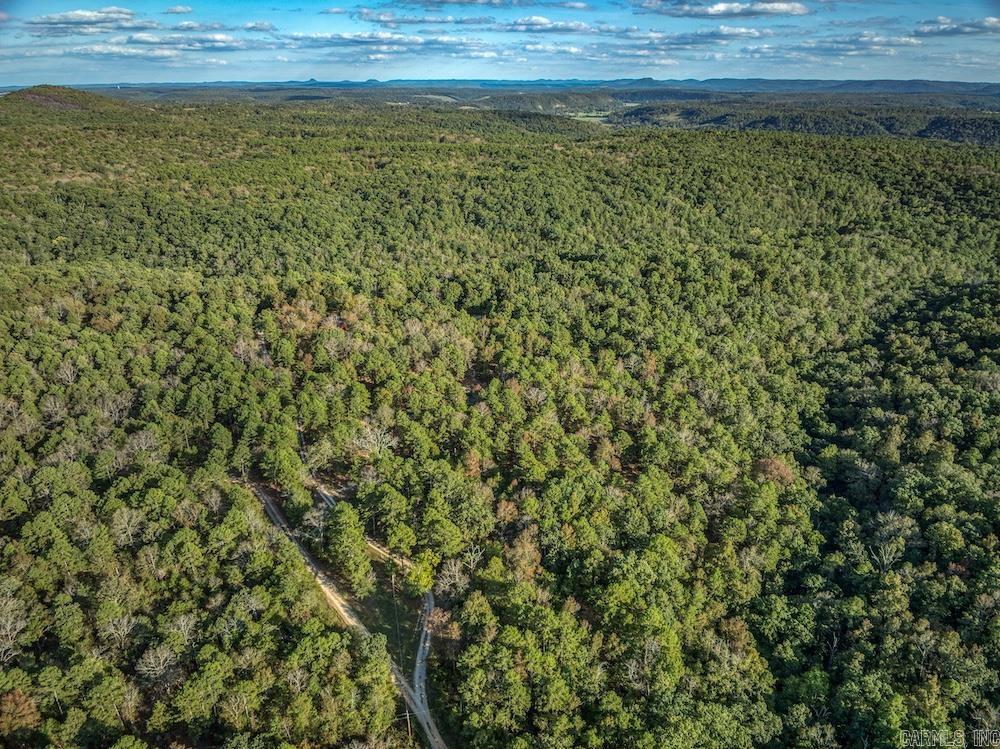525 Hodge Spring Road Norfork, AR 72658