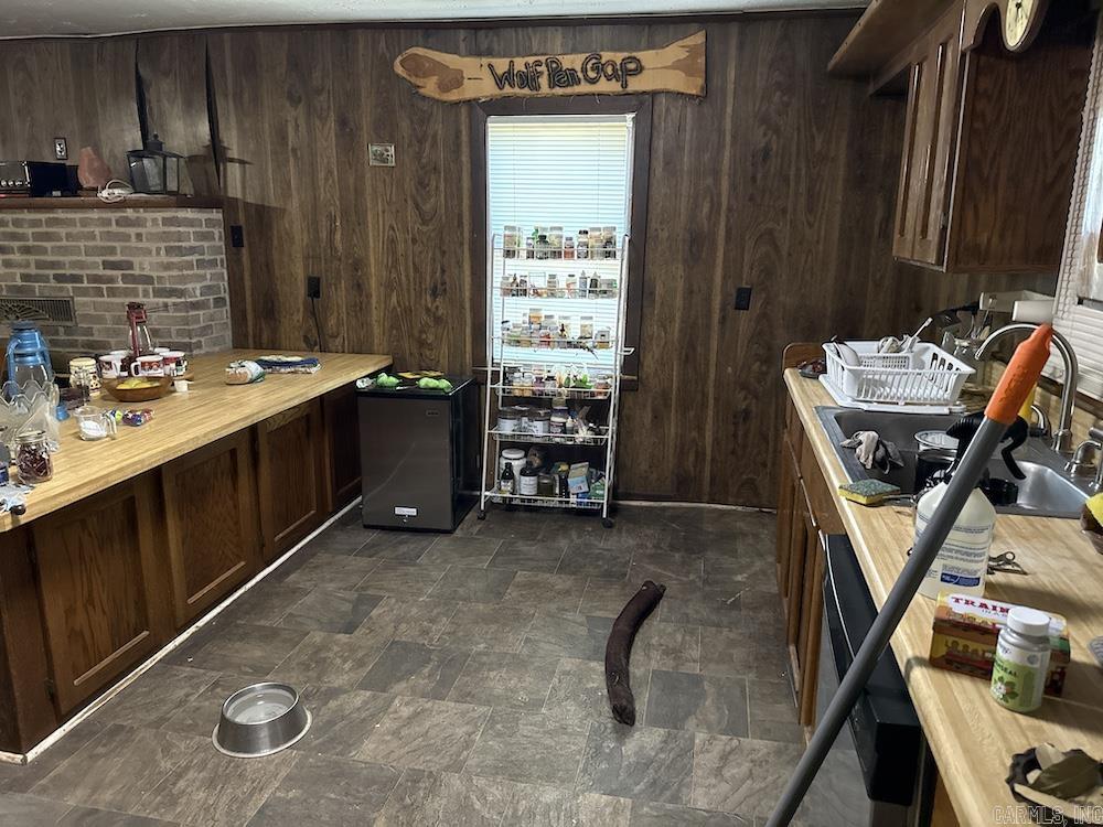 19764 Dubuque Rd  Omaha, AR