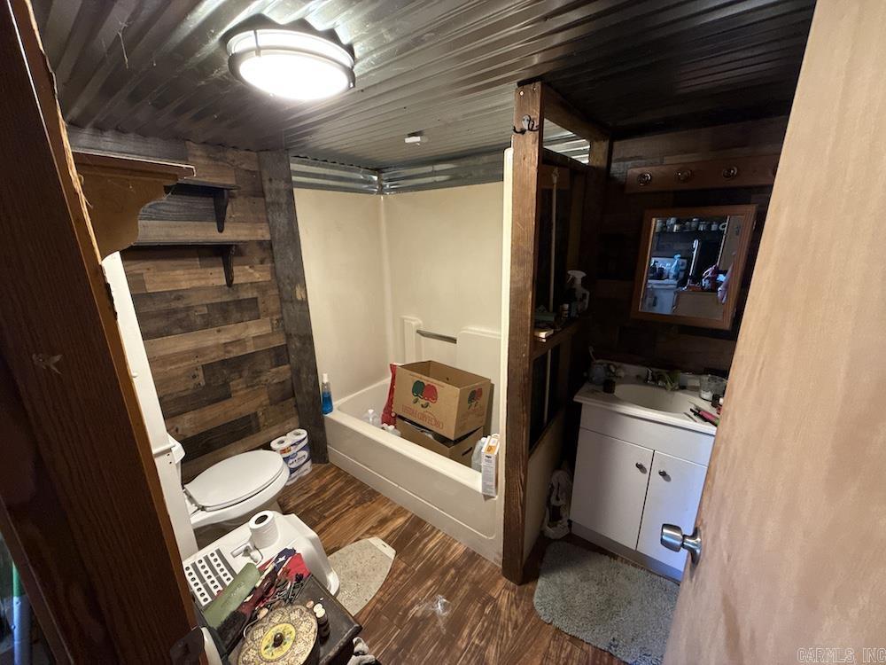 19764 Dubuque Rd  Omaha, AR
