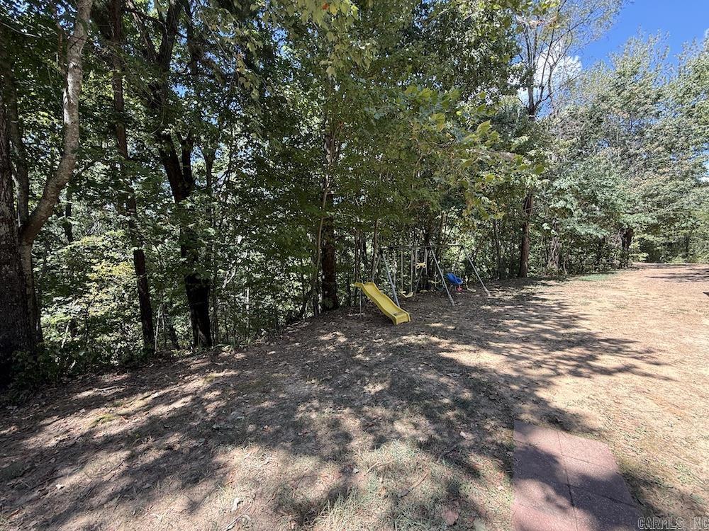 324 NC 8589  Vendor, AR