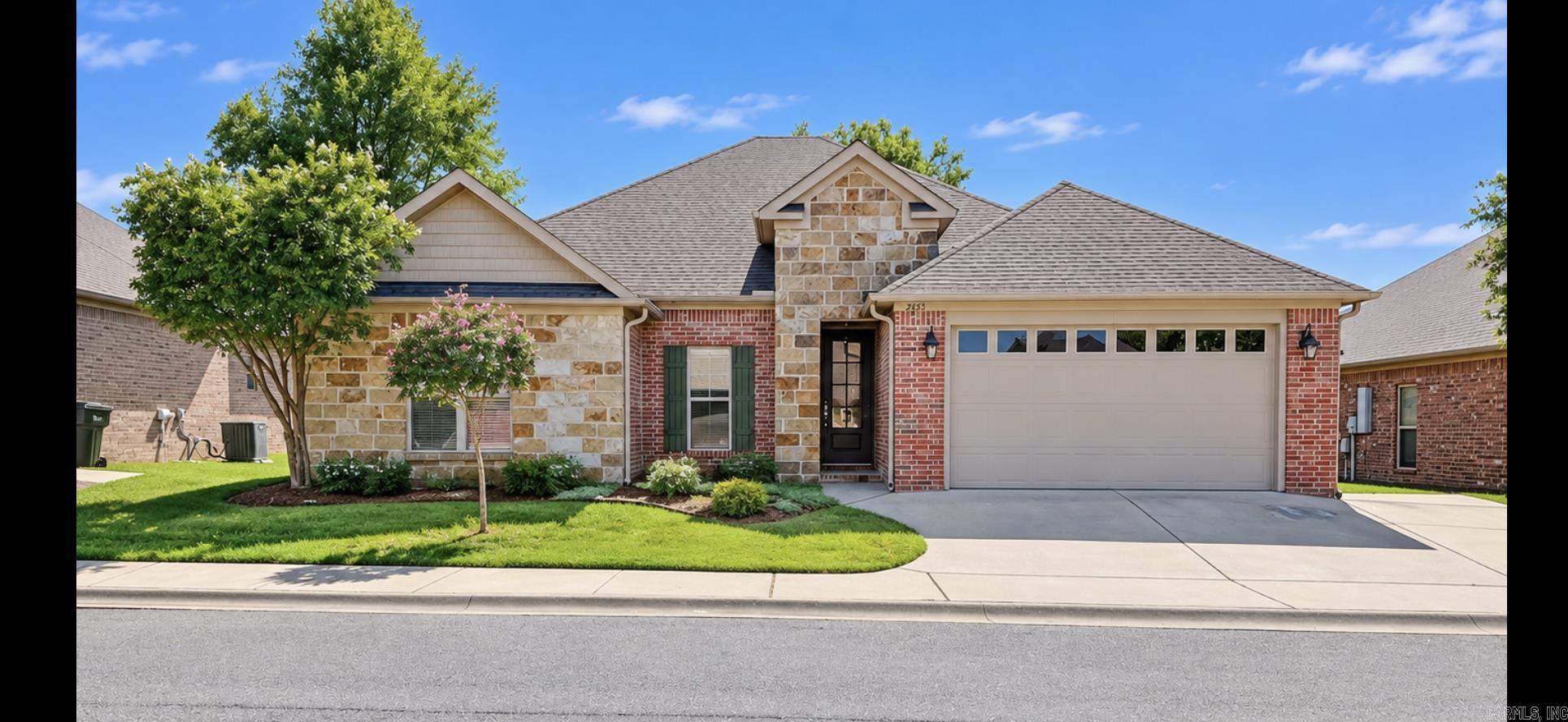 2455  EIGHTEEN  Conway, AR