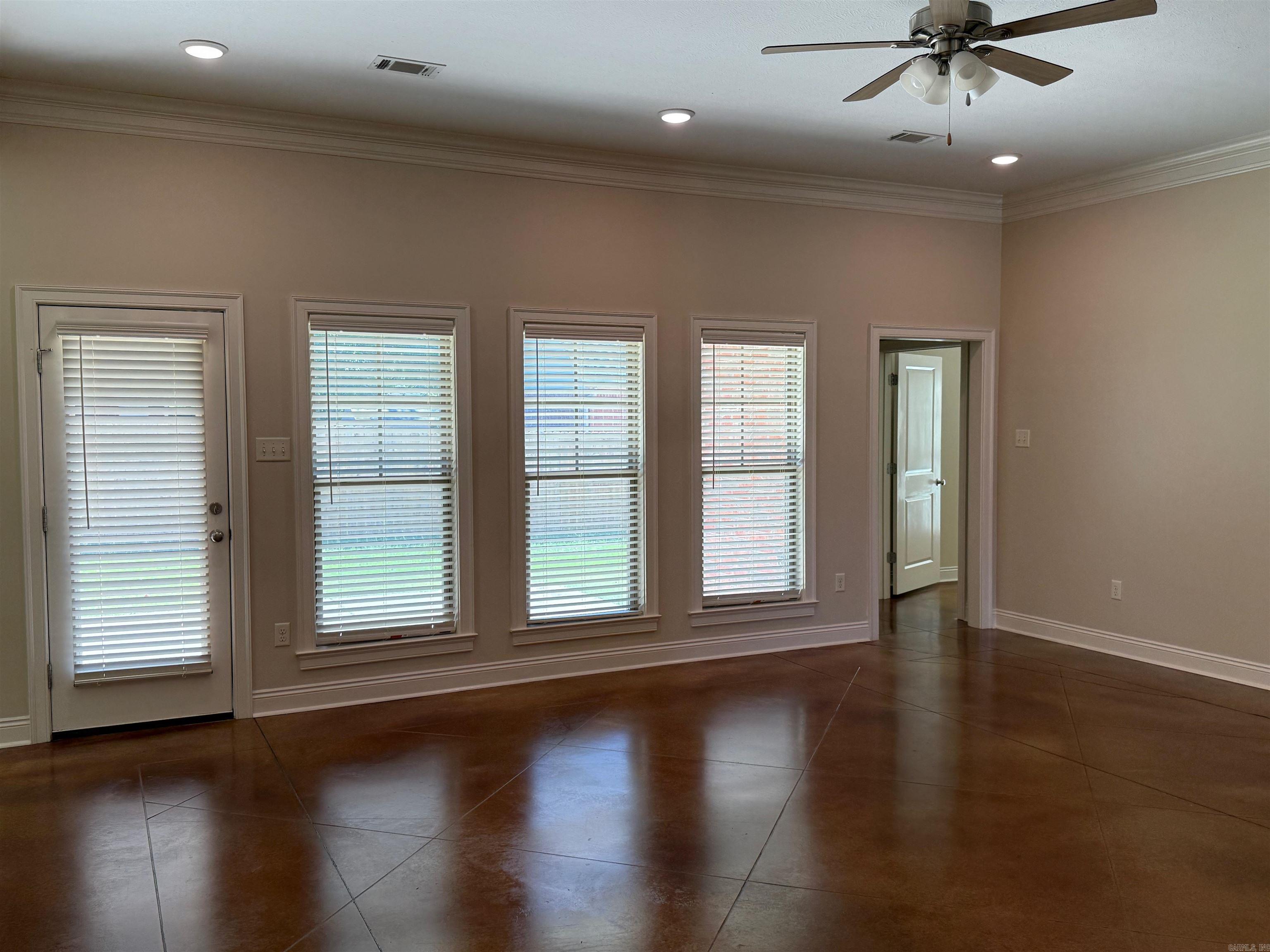 2455 EIGHTEEN  Conway, AR