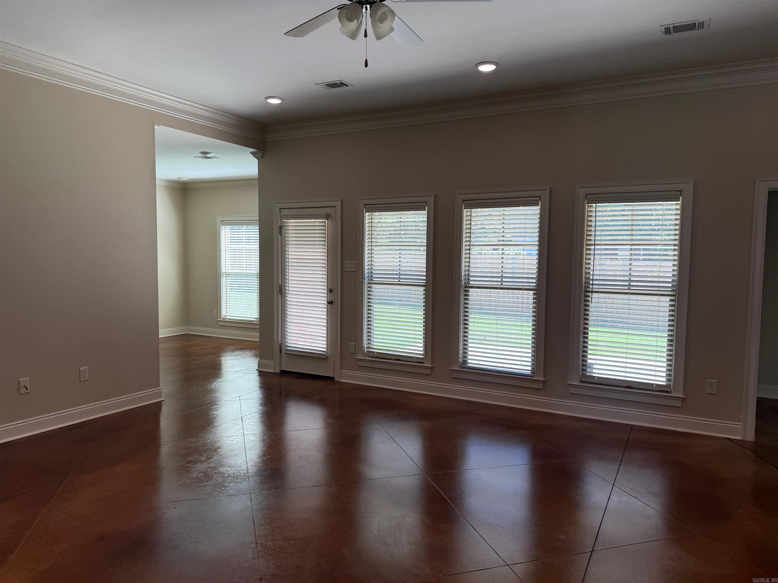 2455 EIGHTEEN  Conway, AR