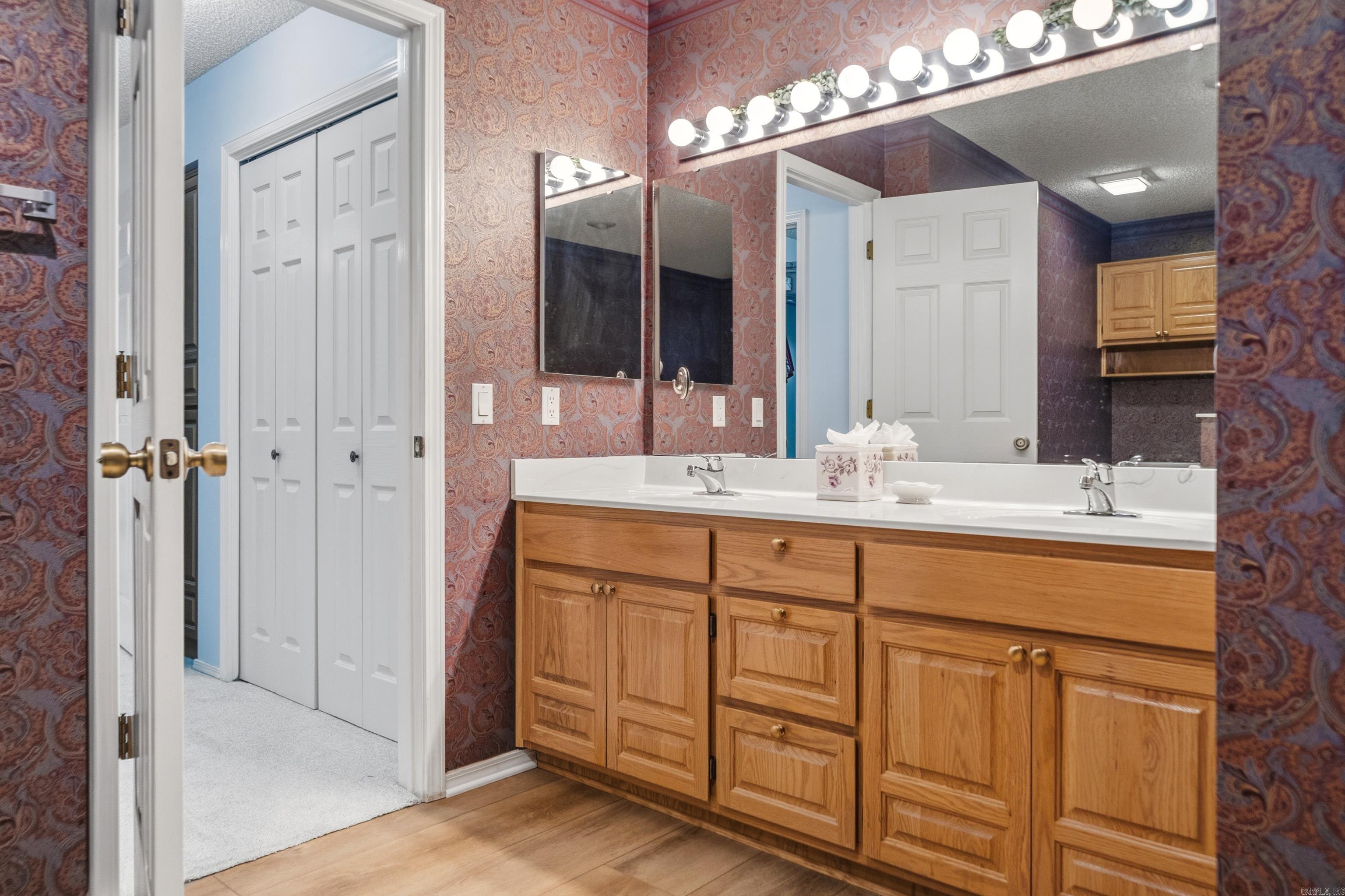 8 Lopez Circle Hot Springs Village, AR 71909-0000
