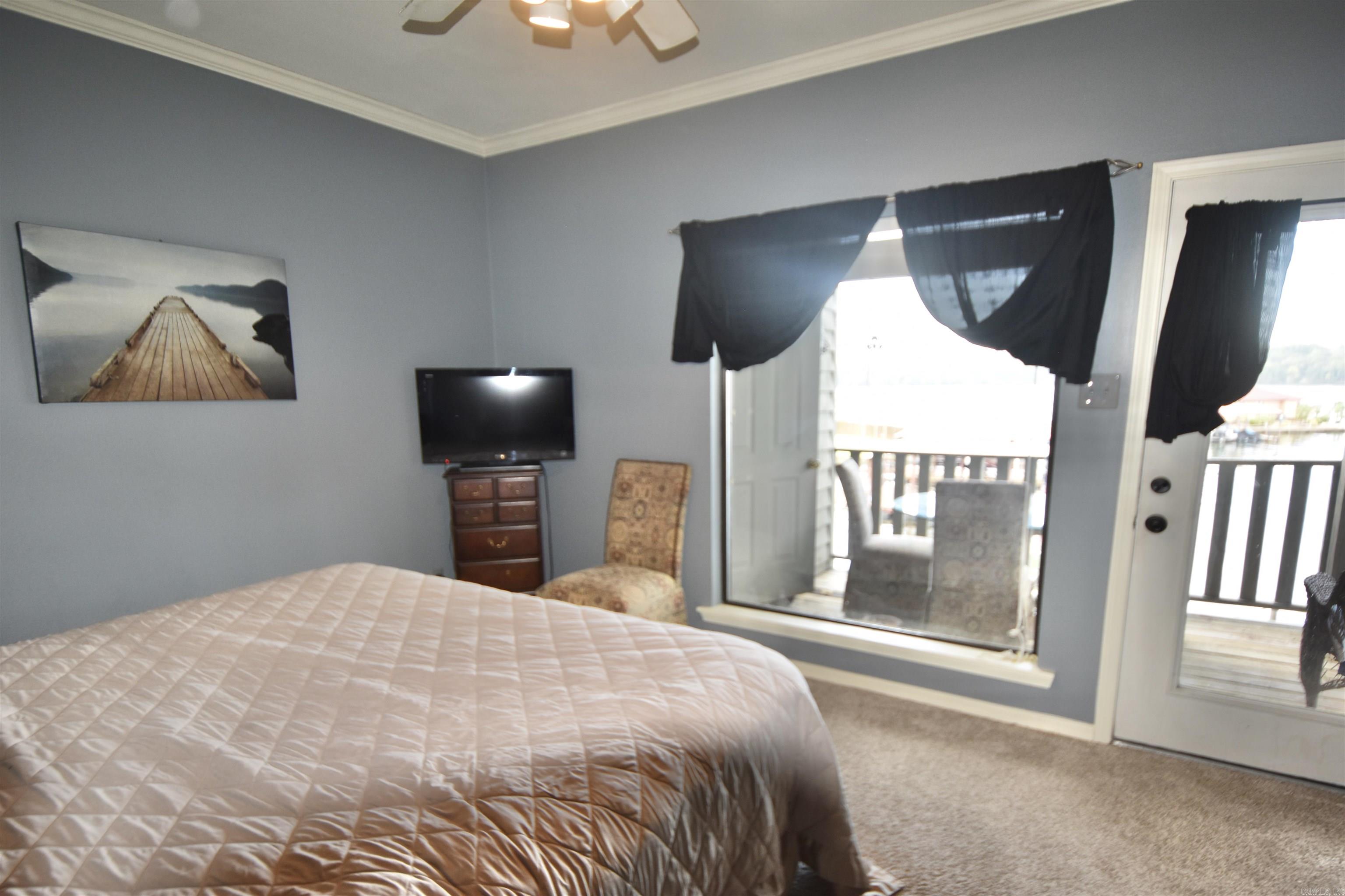 400 Farr Shores  Hot Springs, AR