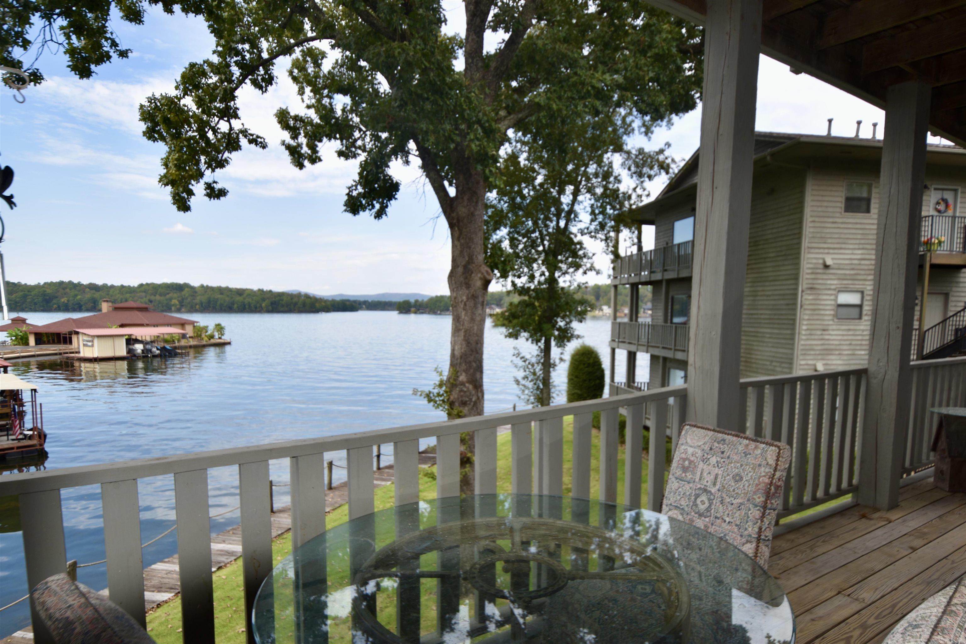400 Farr Shores  Hot Springs, AR