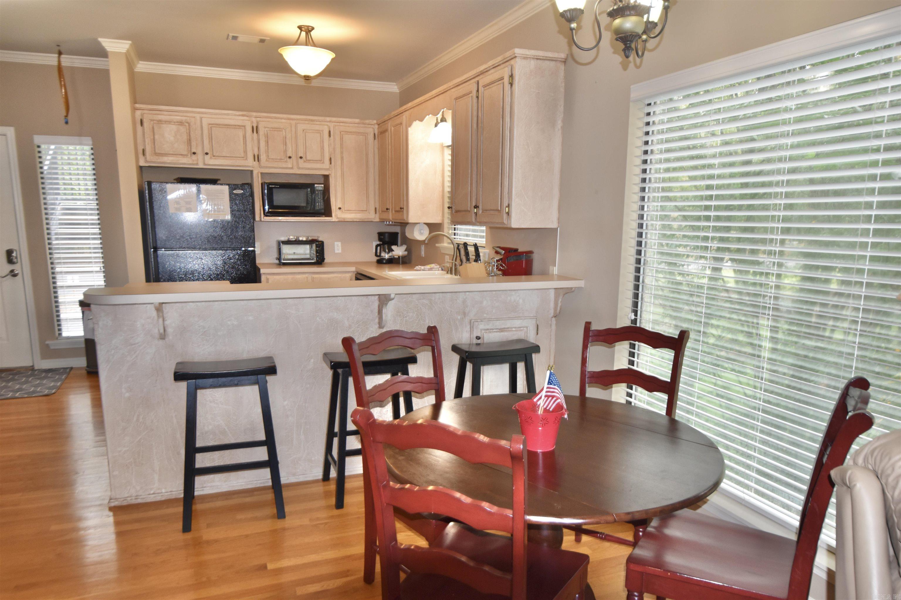 400 Farr Shores  Hot Springs, AR