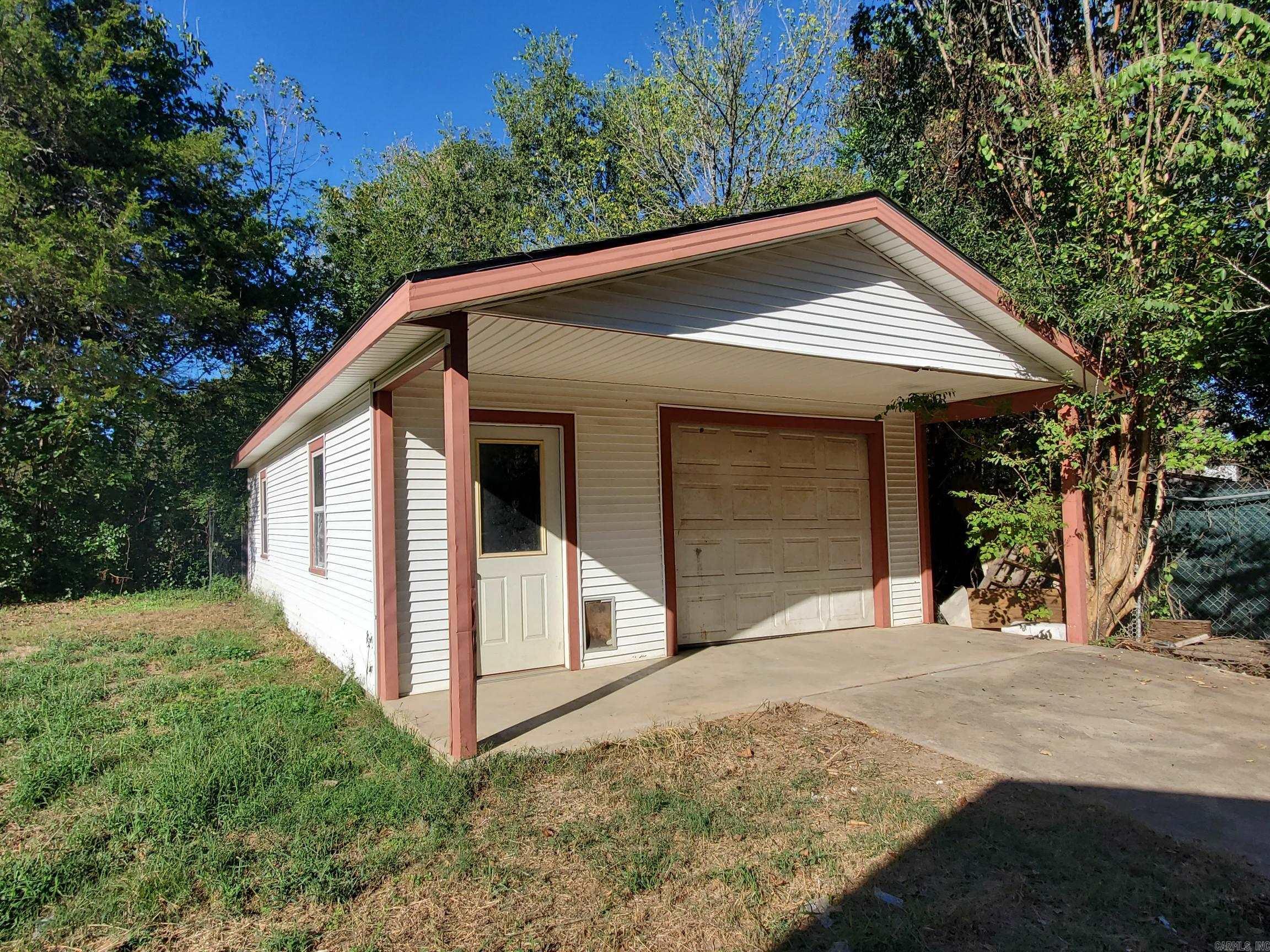 1311 Magnolia  Mena, AR