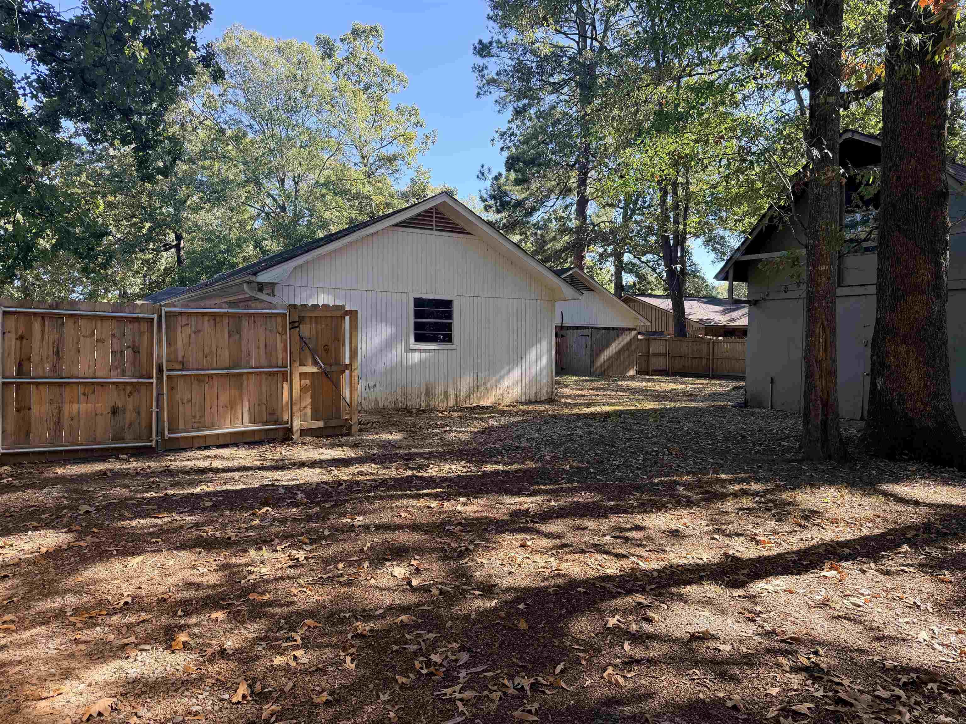 108 Woodshire Dr  Crossett, AR