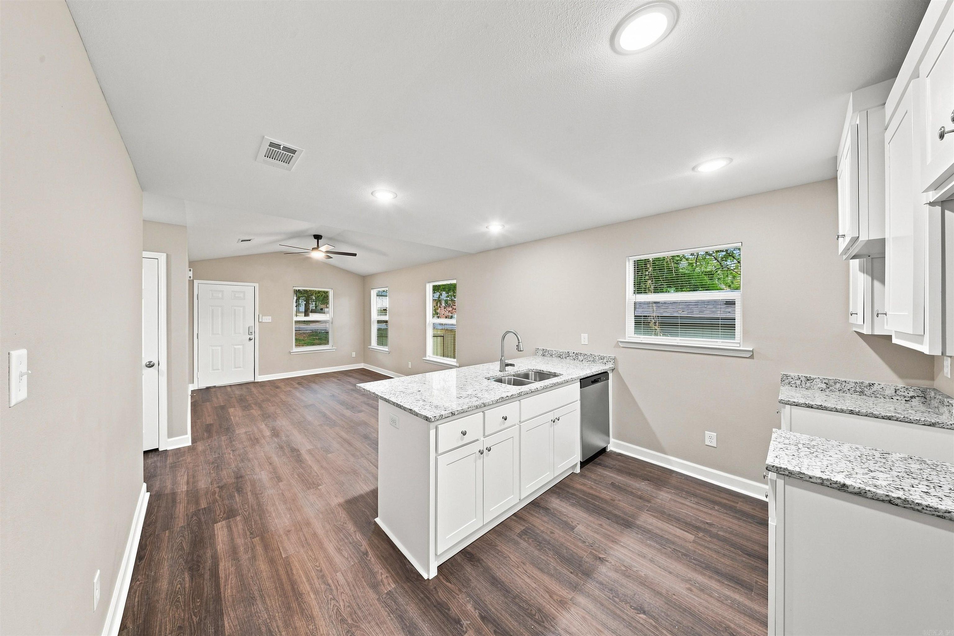 4315.5 W 18th St,  Little Rock, AR