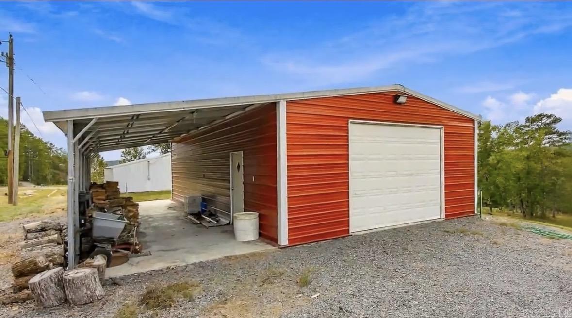 217 4th Street Shirley, AR 72153