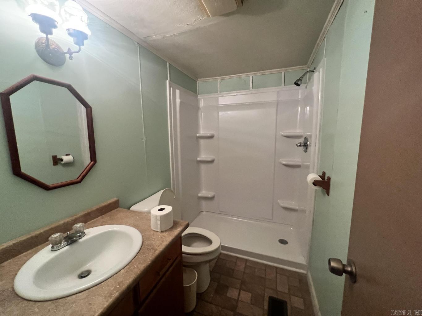 259 E Red Barn  Cave City, AR