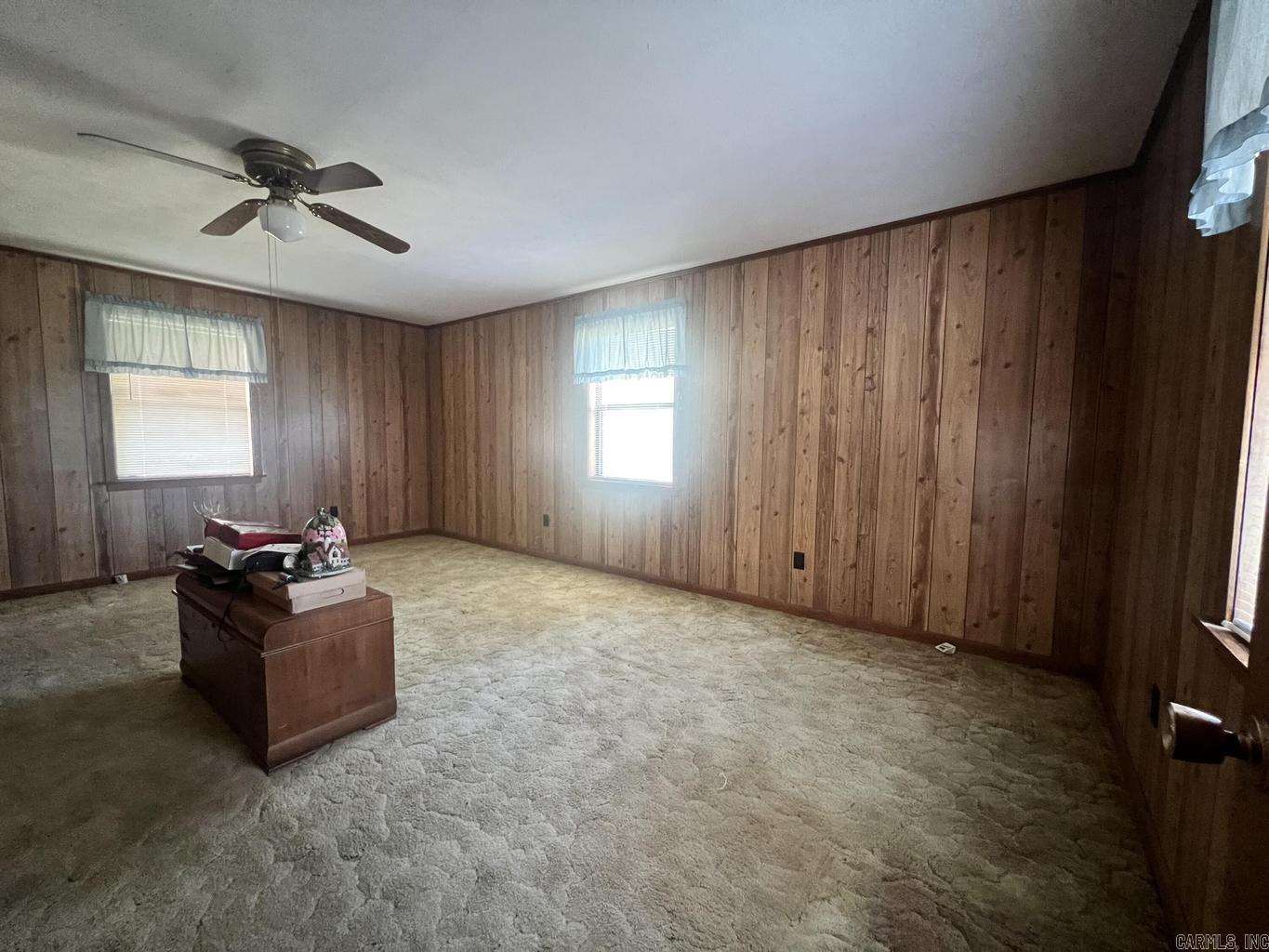 259 E Red Barn  Cave City, AR