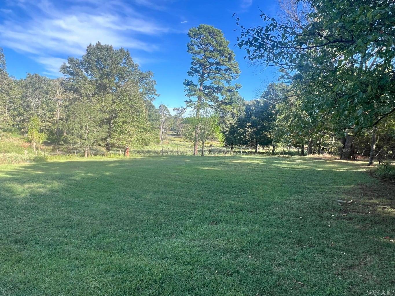 259 E Red Barn  Cave City, AR