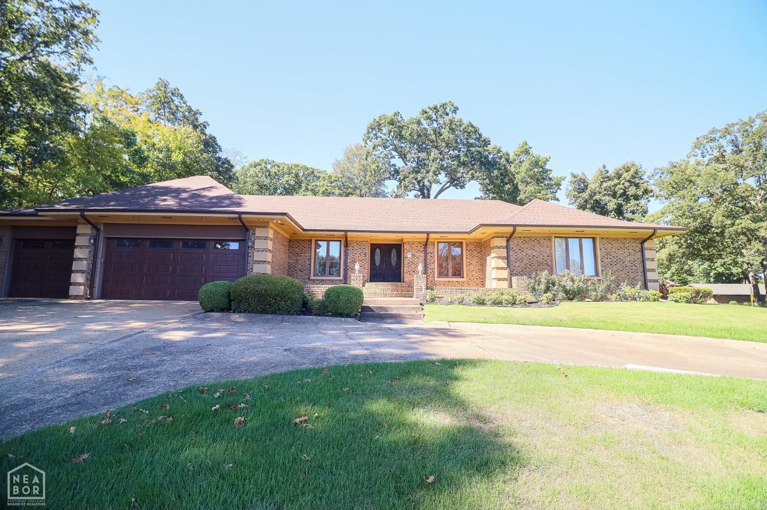 803 E Lakeshore  Jonesboro, AR