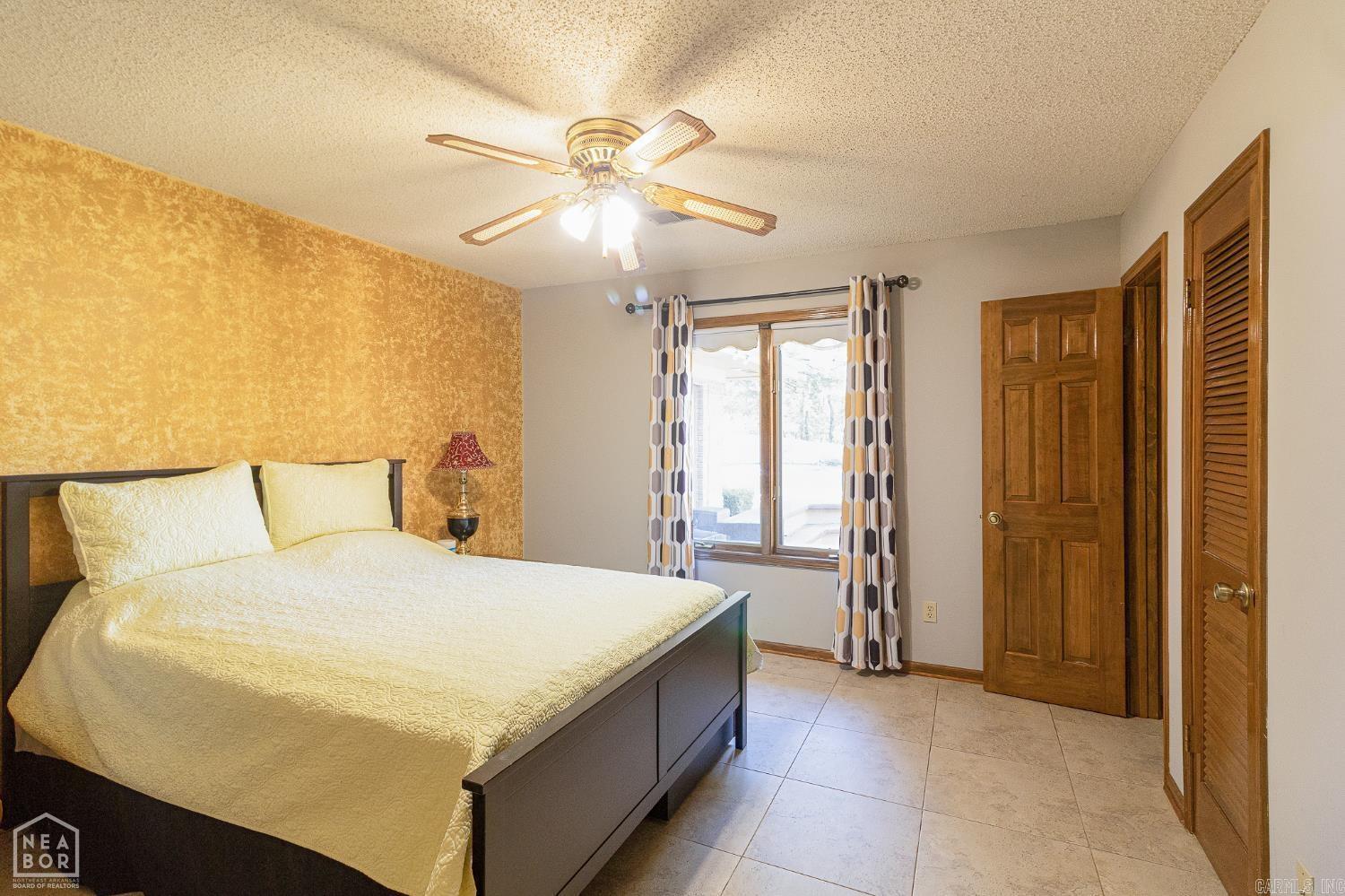 803 E Lakeshore  Jonesboro, AR