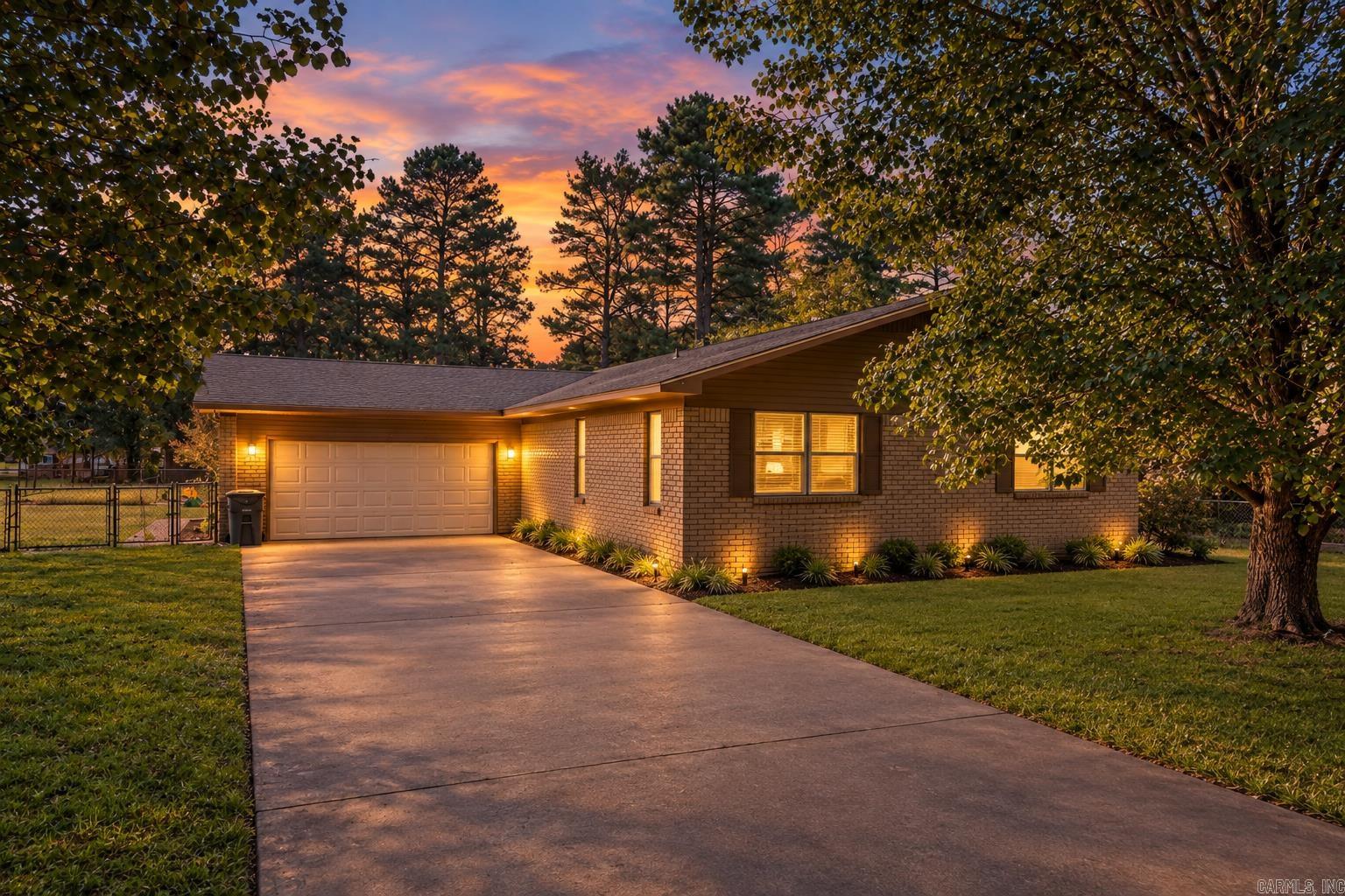 901 W Iowa St.  Beebe, AR