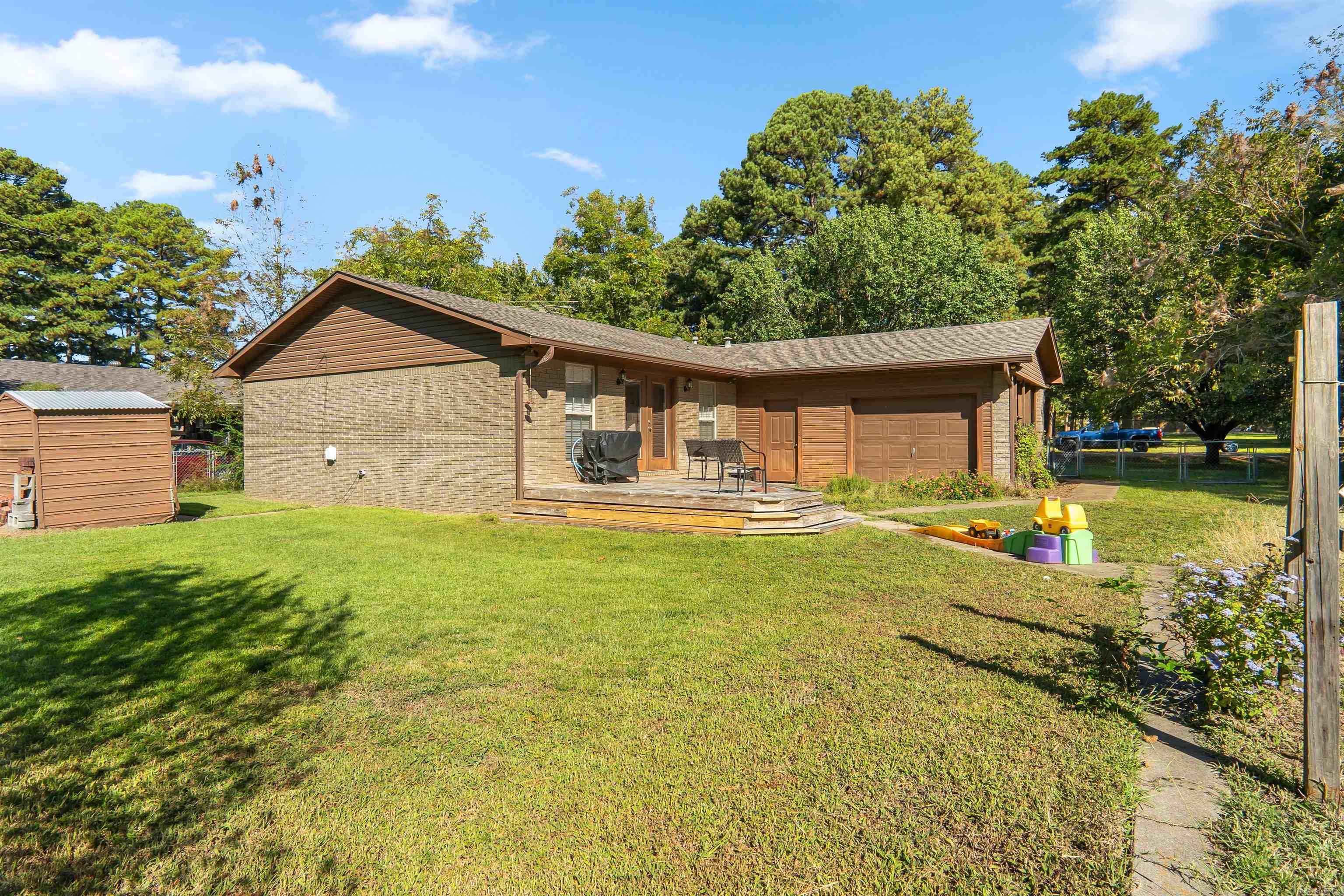 901 W Iowa St.  Beebe, AR