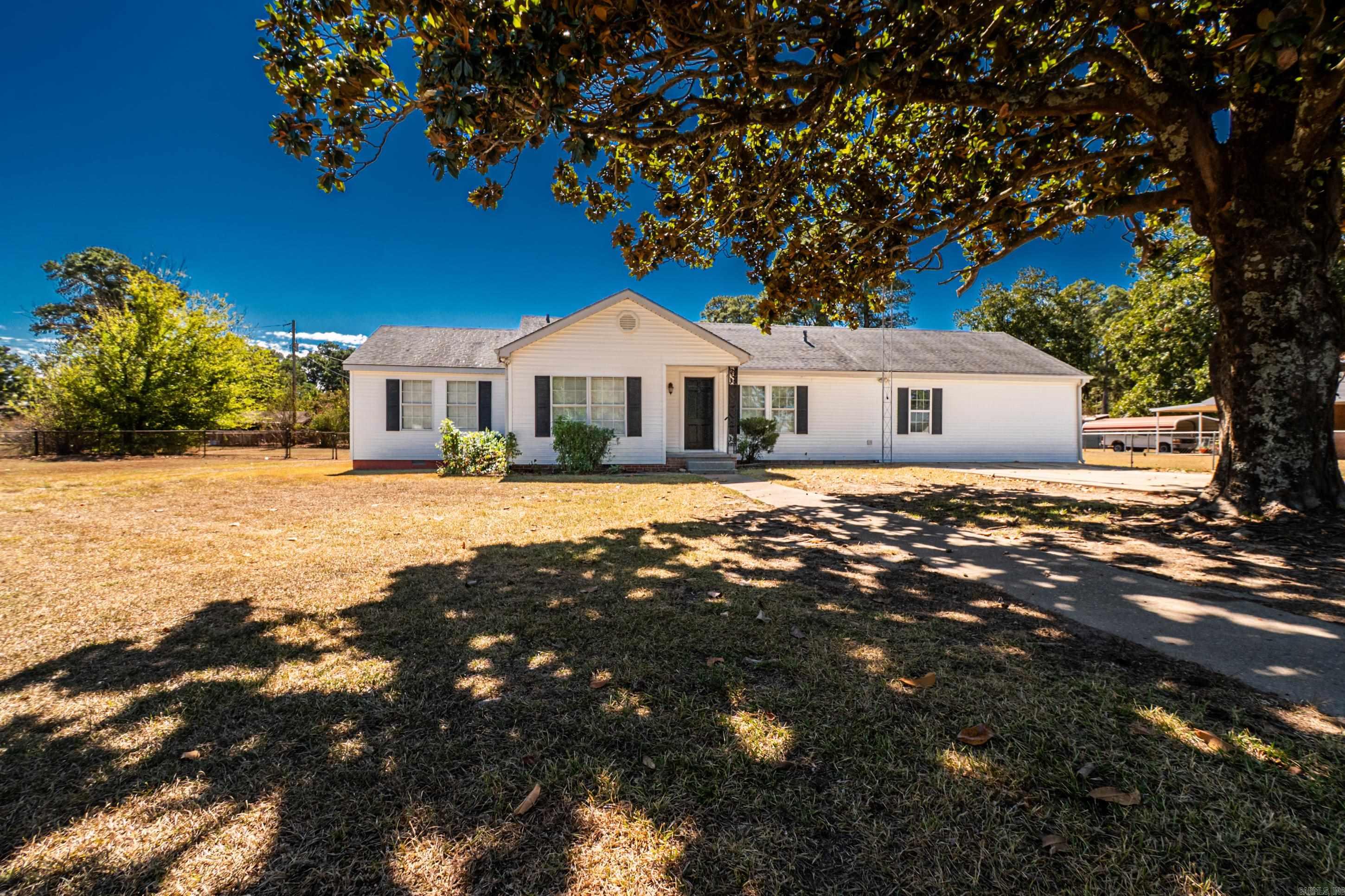 2863 Haynesville Hwy  El Dorado, AR