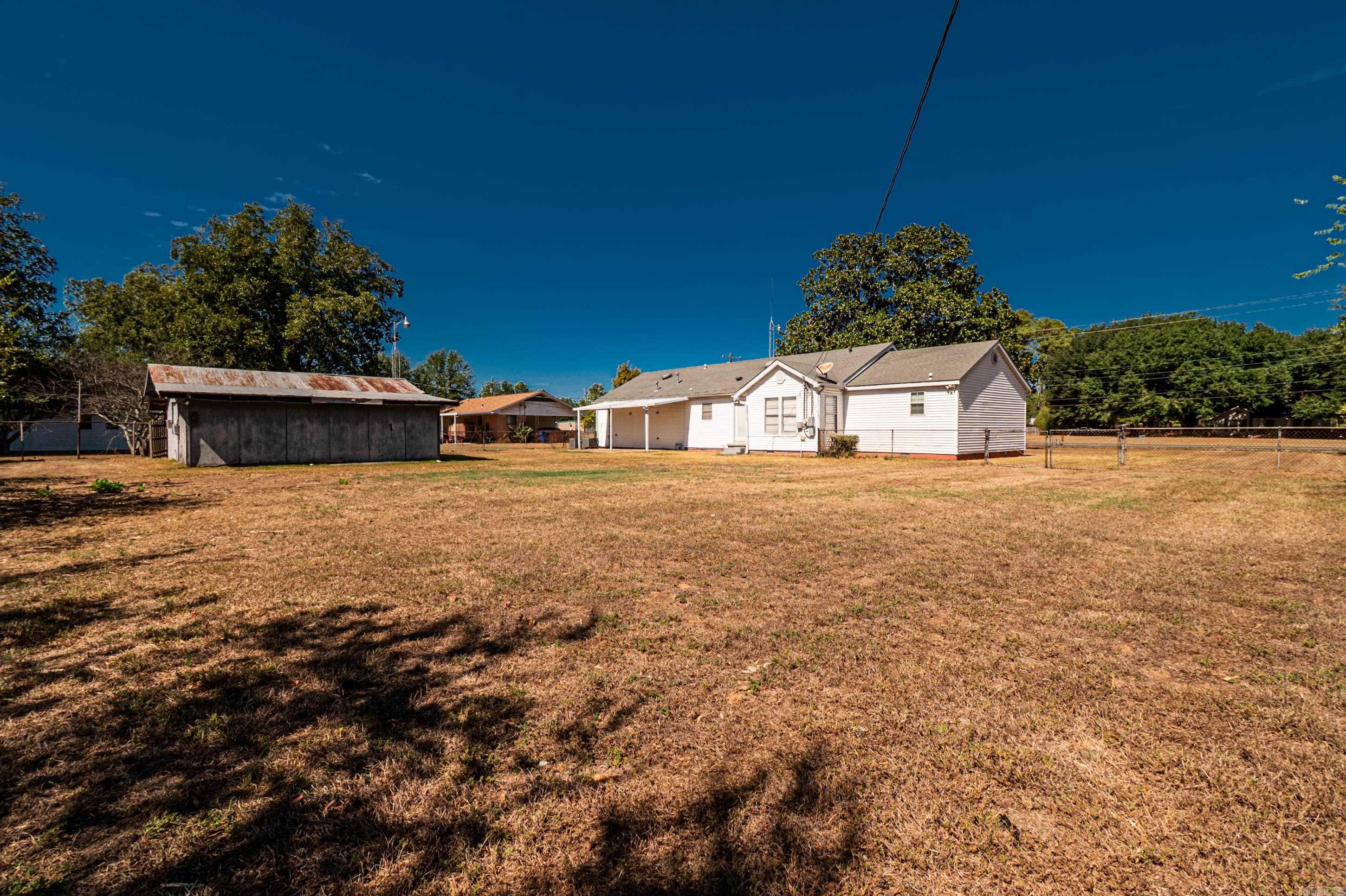 2863 Haynesville Hwy  El Dorado, AR