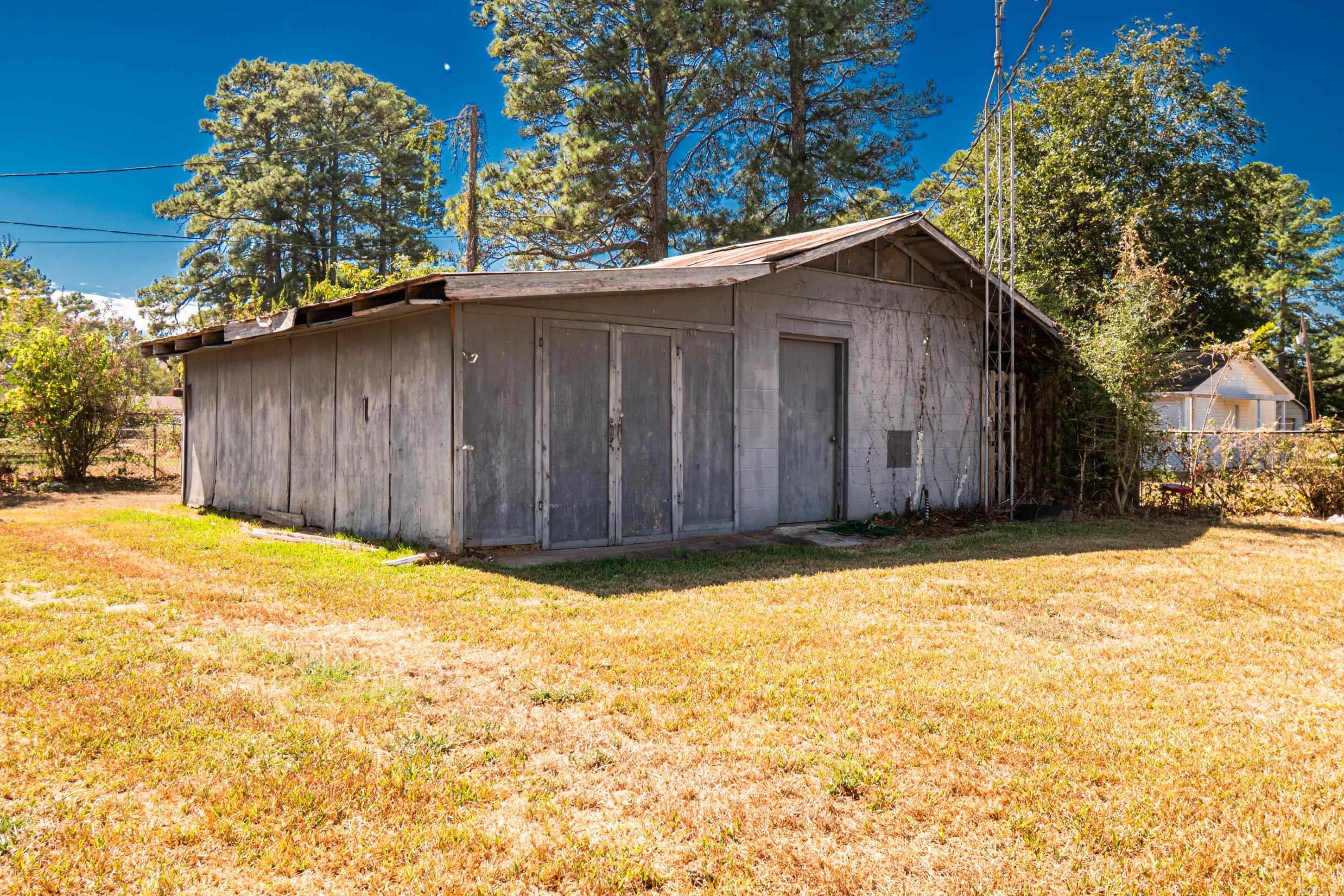 2863 Haynesville Hwy  El Dorado, AR
