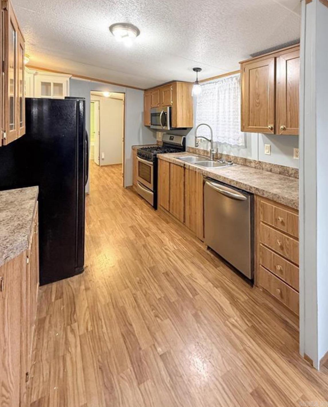 144 Valley Oaks Dr.  Heber Springs, AR