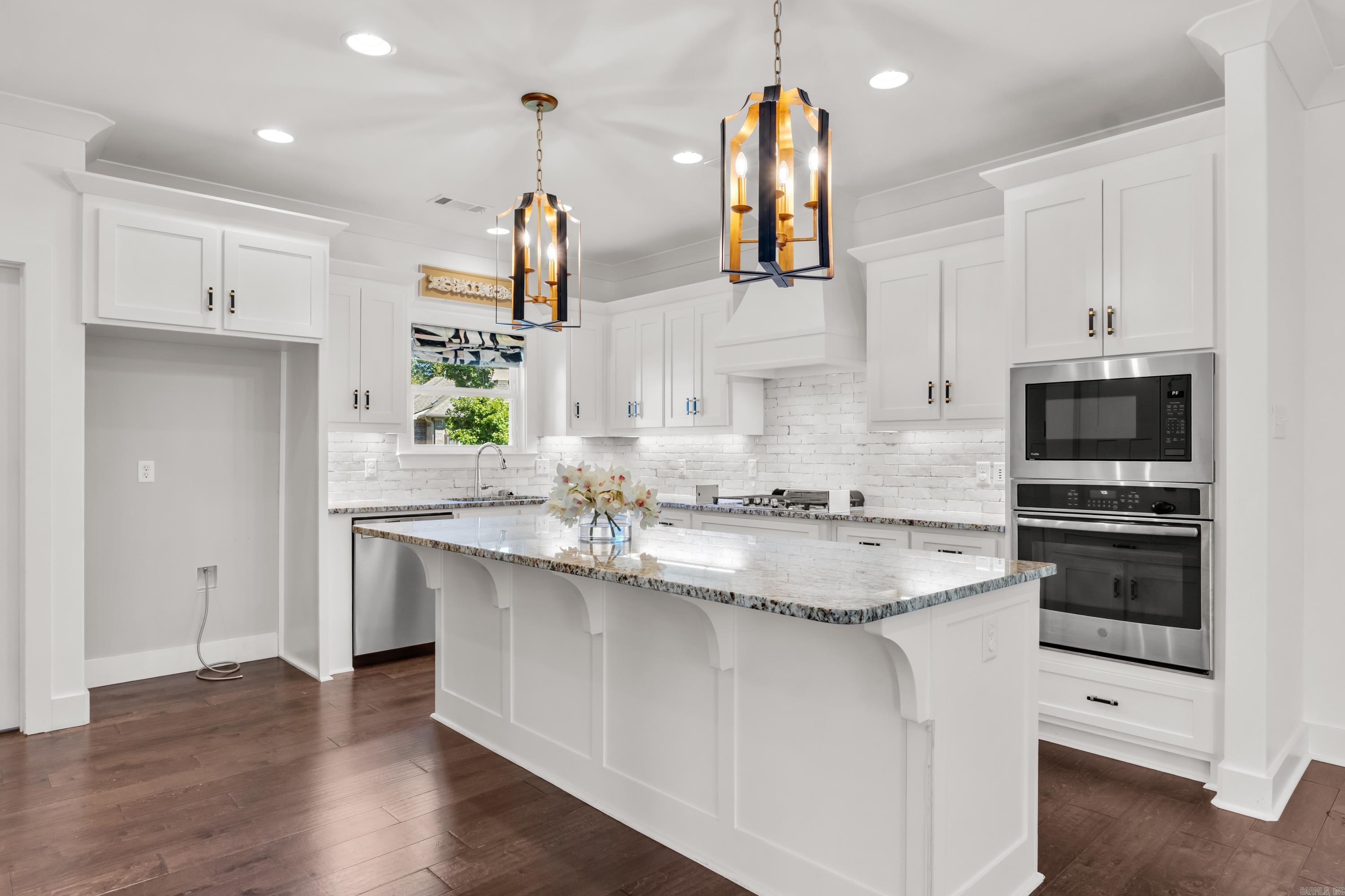 16 Bentwood  Little Rock, AR