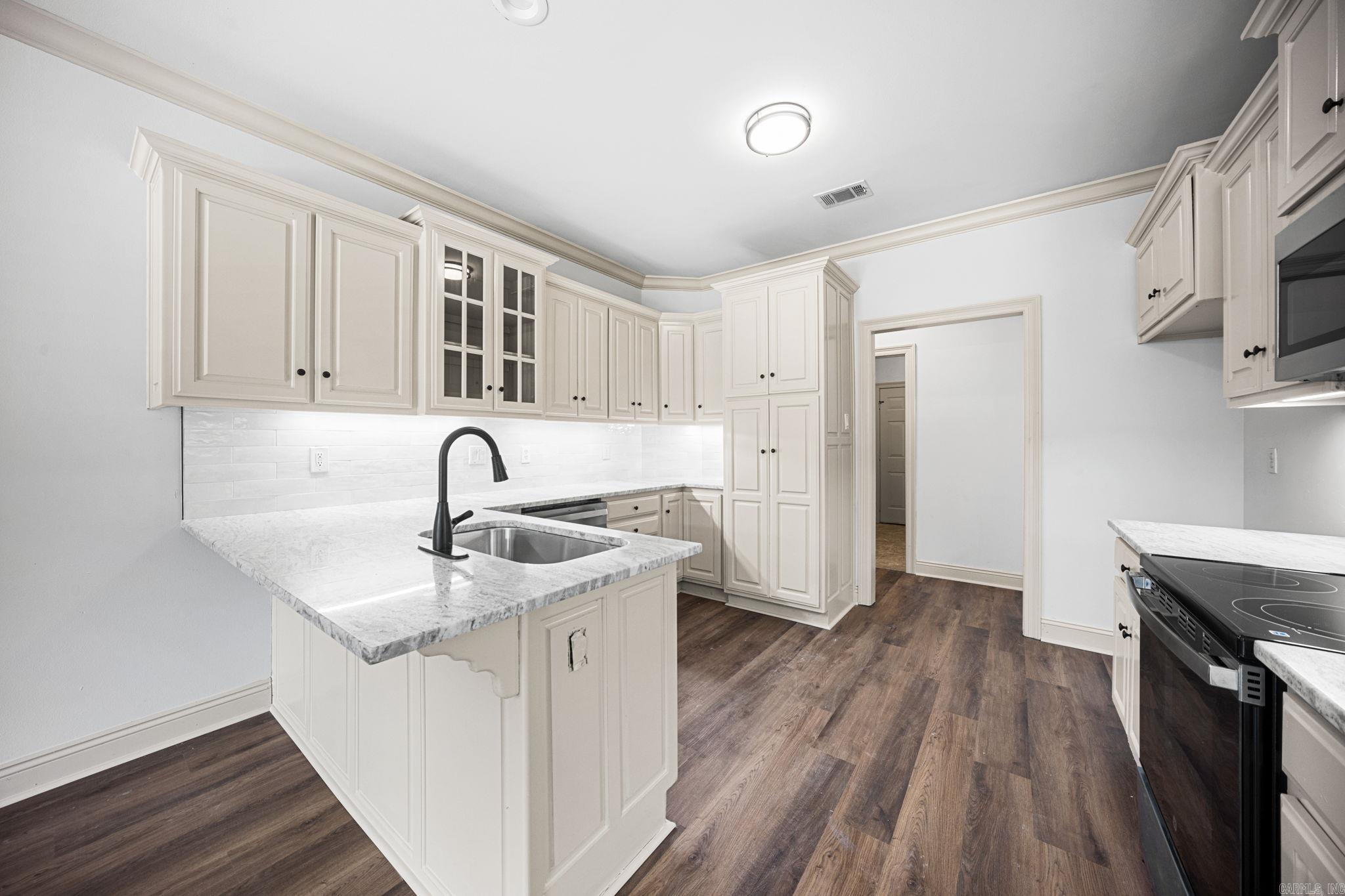 16 Hickory Valley  Cabot, AR