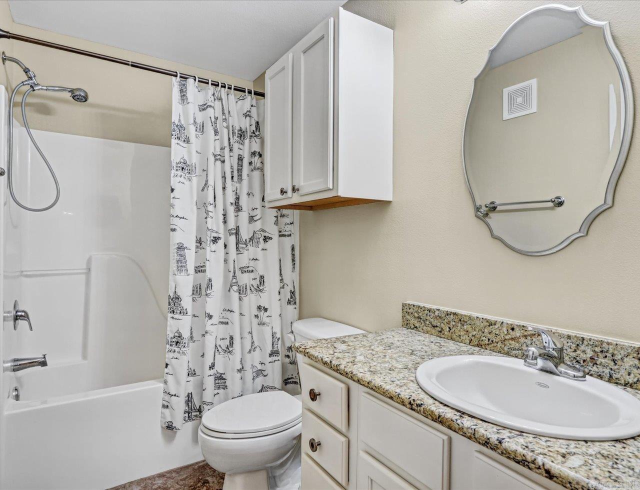 1100 Woodlawn  Hot Springs, AR